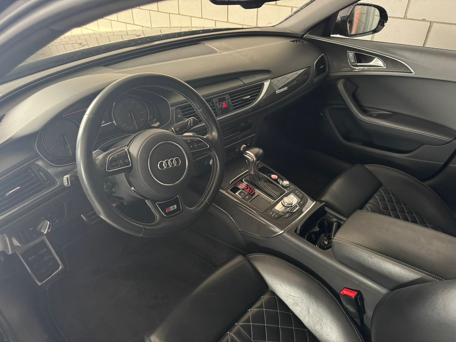 AUDI S6 Avant 4.0 TFSI V8 quattro S-tronic Traumausstattung-image-3