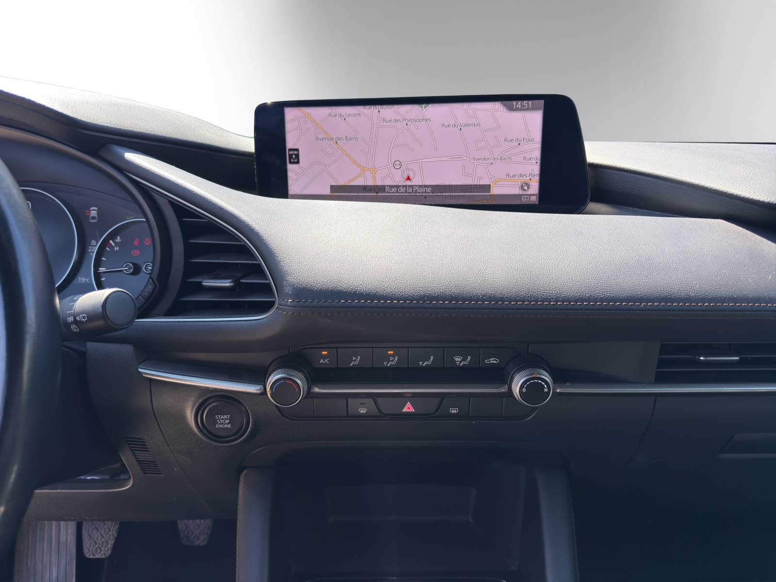MAZDA 3 Hatchback SKYACTIV-G M Hybrid 150 Prime Line-image-8