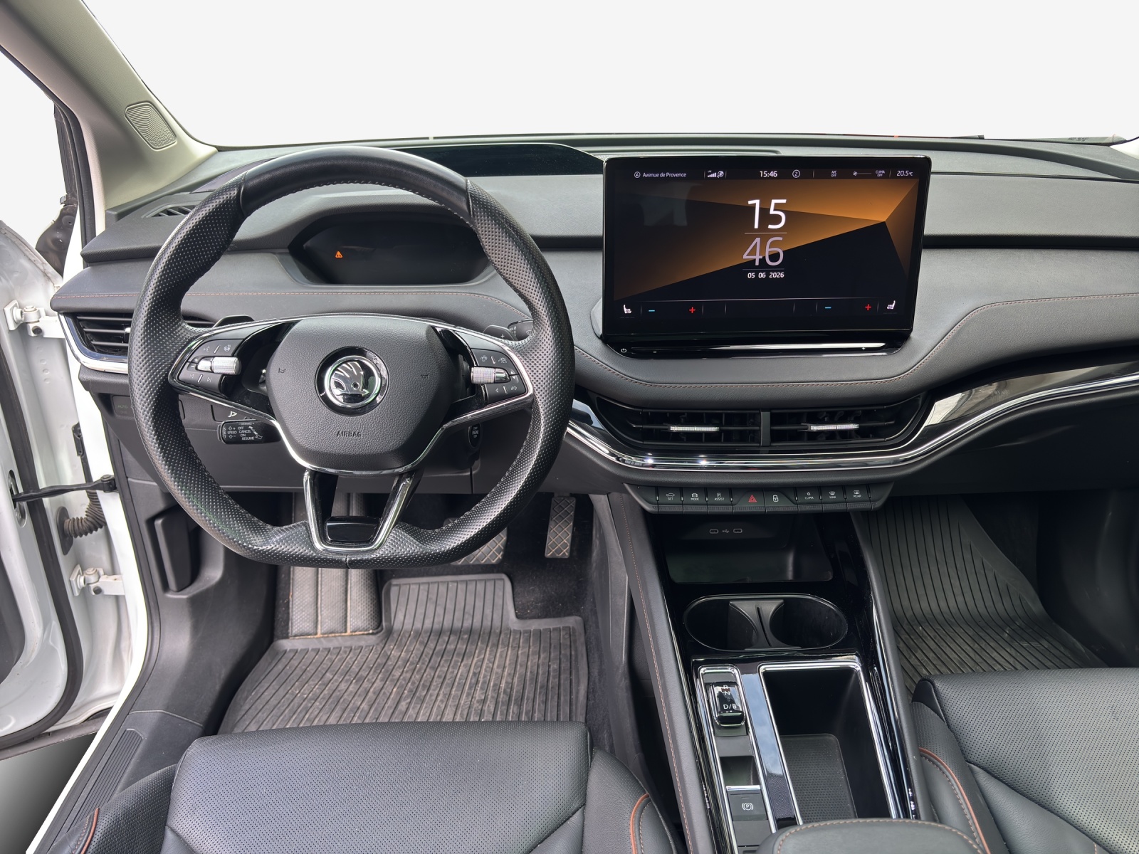 SKODA Enyaq iV 80-image-8