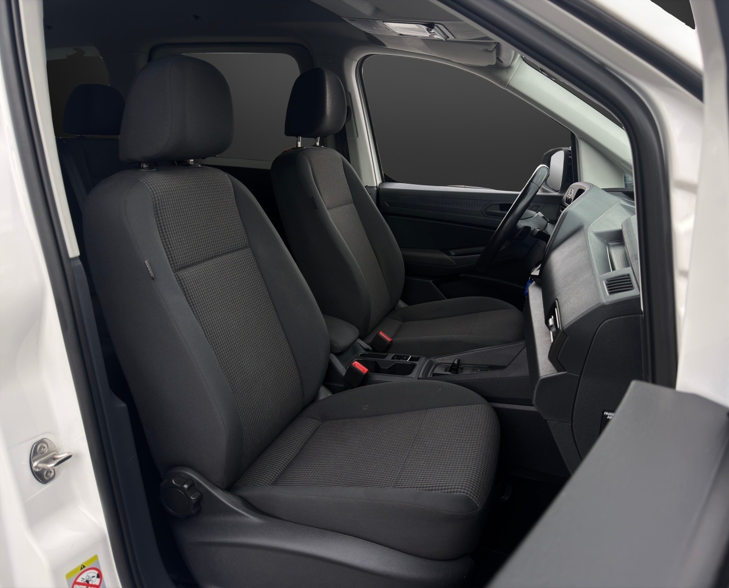VW Caddy 2.0TDI DSG Move-image-8
