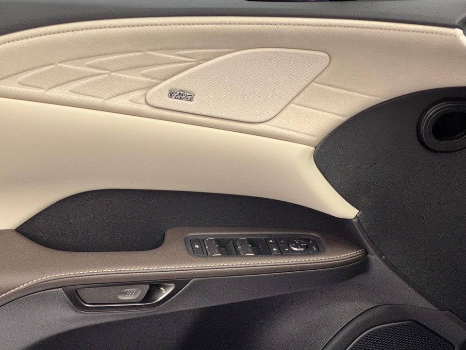 RX 450h+ Excellence E-FOUR Plug-in Hybrid