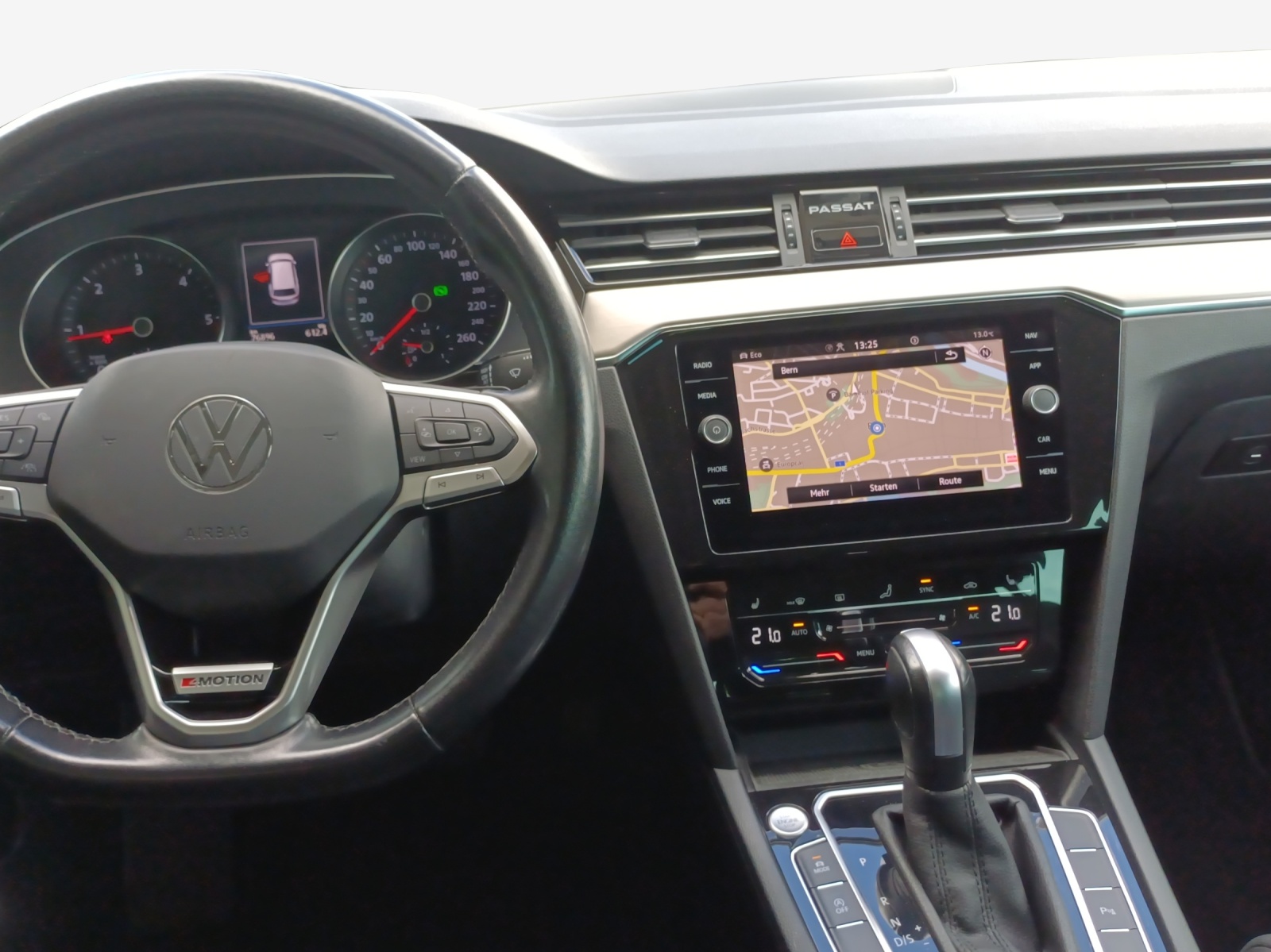 VW Passat 2.0 TDI BMT Elegance 4Motion DSG-image-8