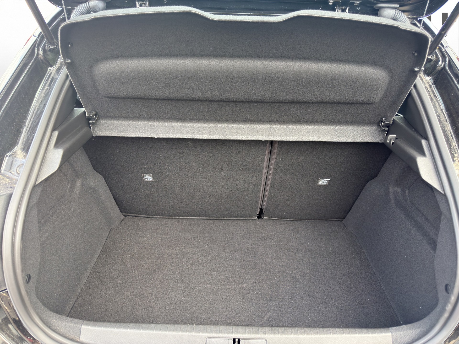 OPEL Corsa-e 156 GS Pack Winter-image-27
