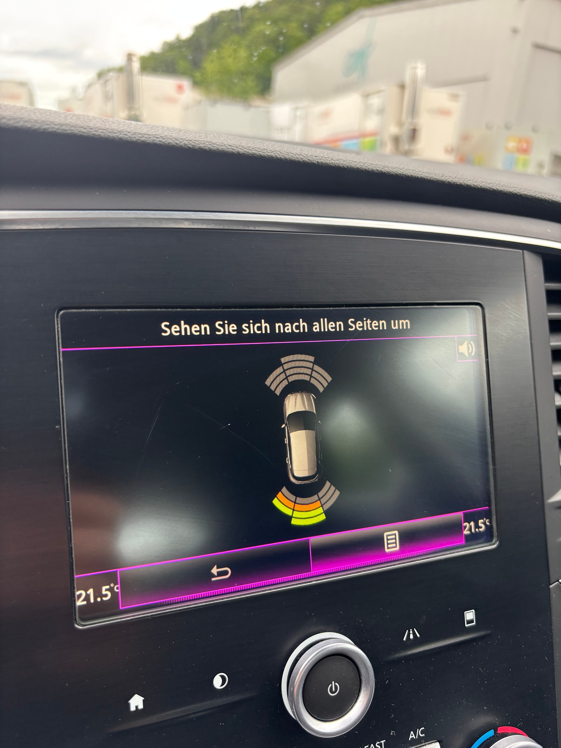 RENAULT Mégane 1.2 16V Turbo Zen EDC-image-10