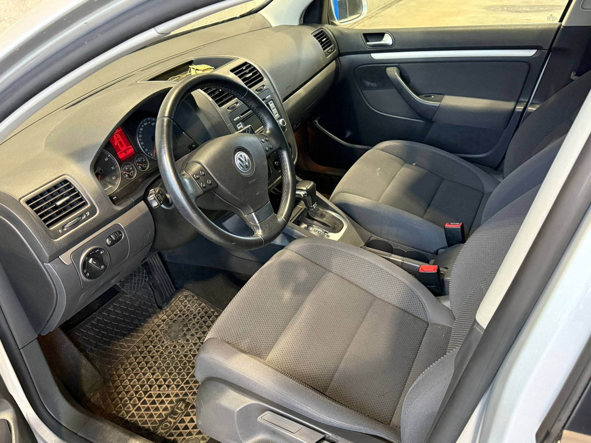 VW Golf 1.4 TSI Comfortline DSG-image-11