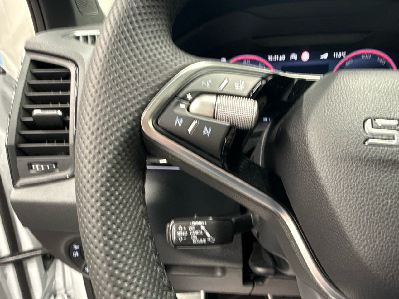 SKODA Karoq 1.5 TSI SportLine DSG-image-9