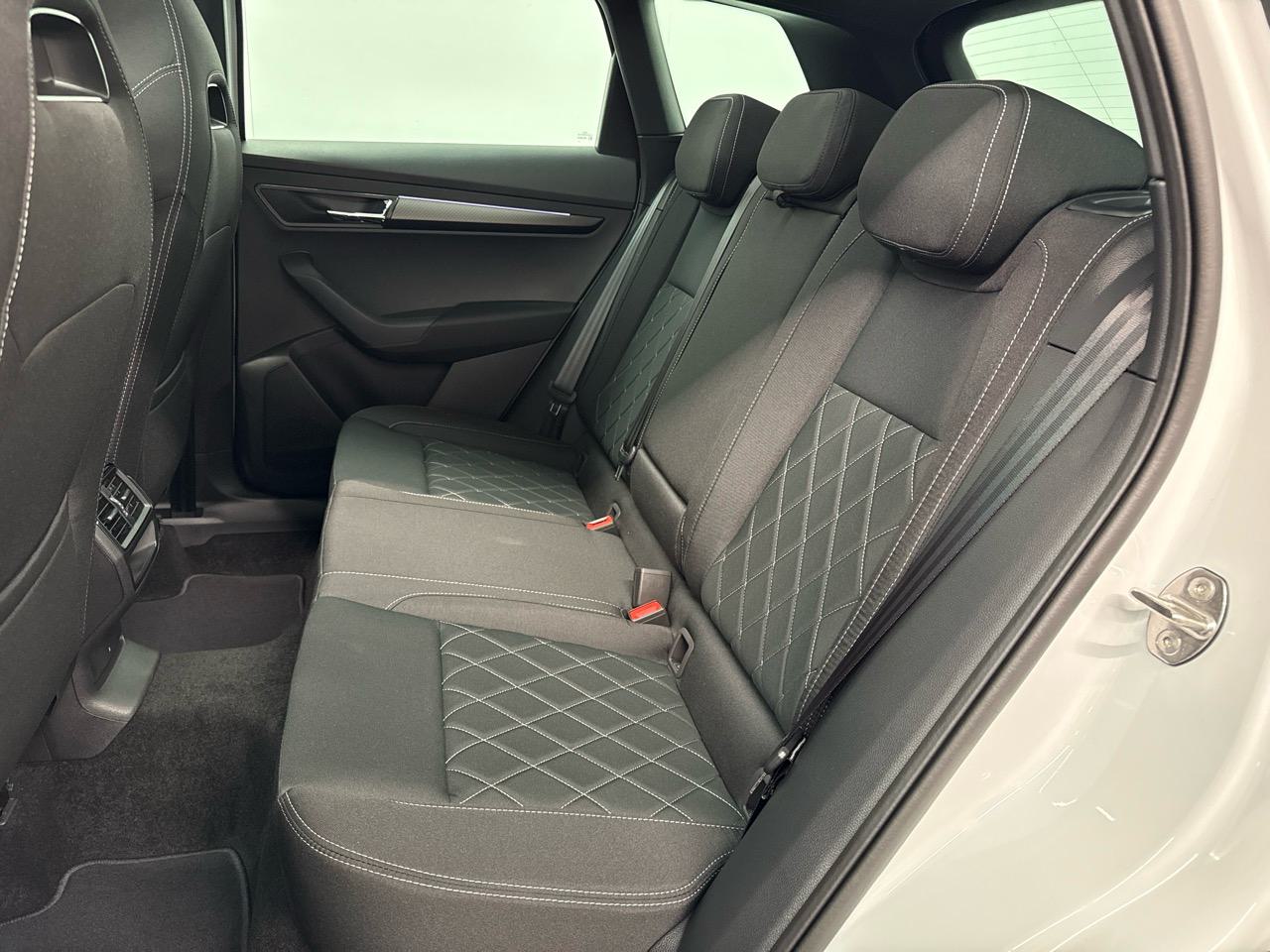 SKODA Karoq 1.5 TSI SportLine DSG-image-10
