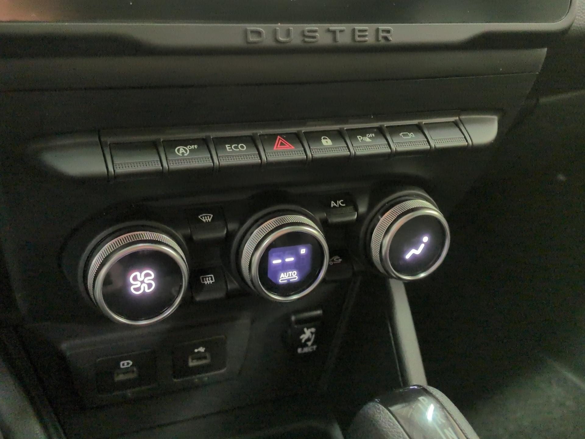 DACIA Duster TCe 150 Extreme EDC 4x2-image-18