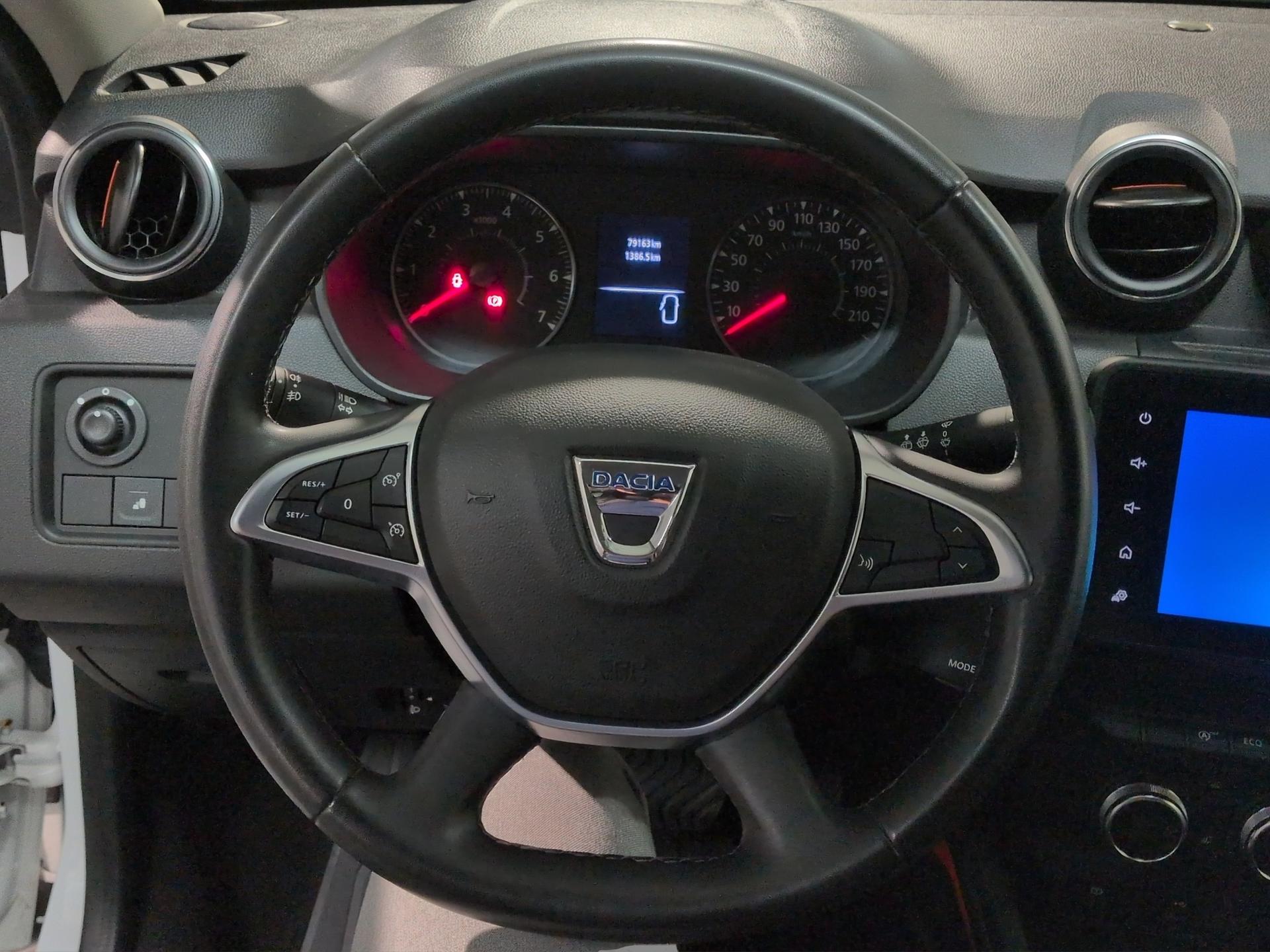 DACIA Duster TCe 150 Extreme EDC 4x2-image-9