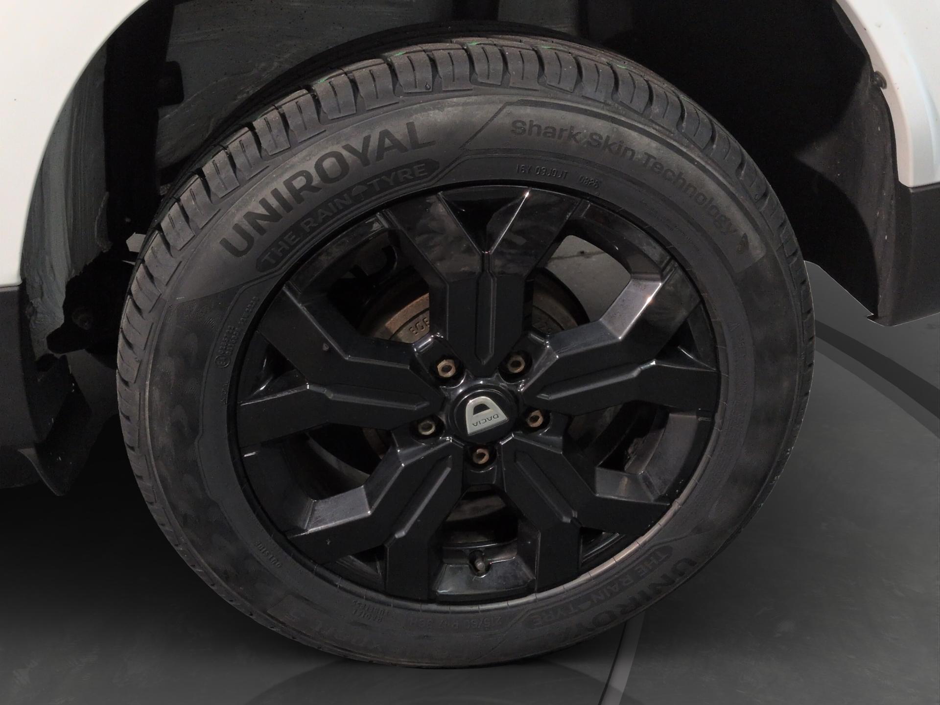 DACIA Duster TCe 150 Extreme EDC 4x2-image-25