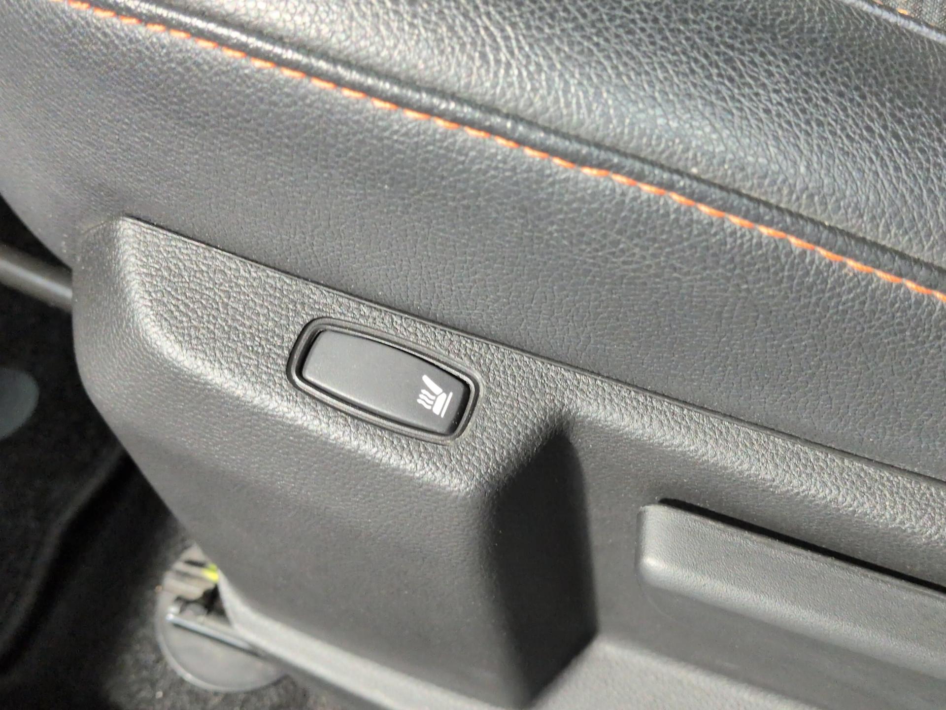 DACIA Duster TCe 150 Extreme EDC 4x2-image-21