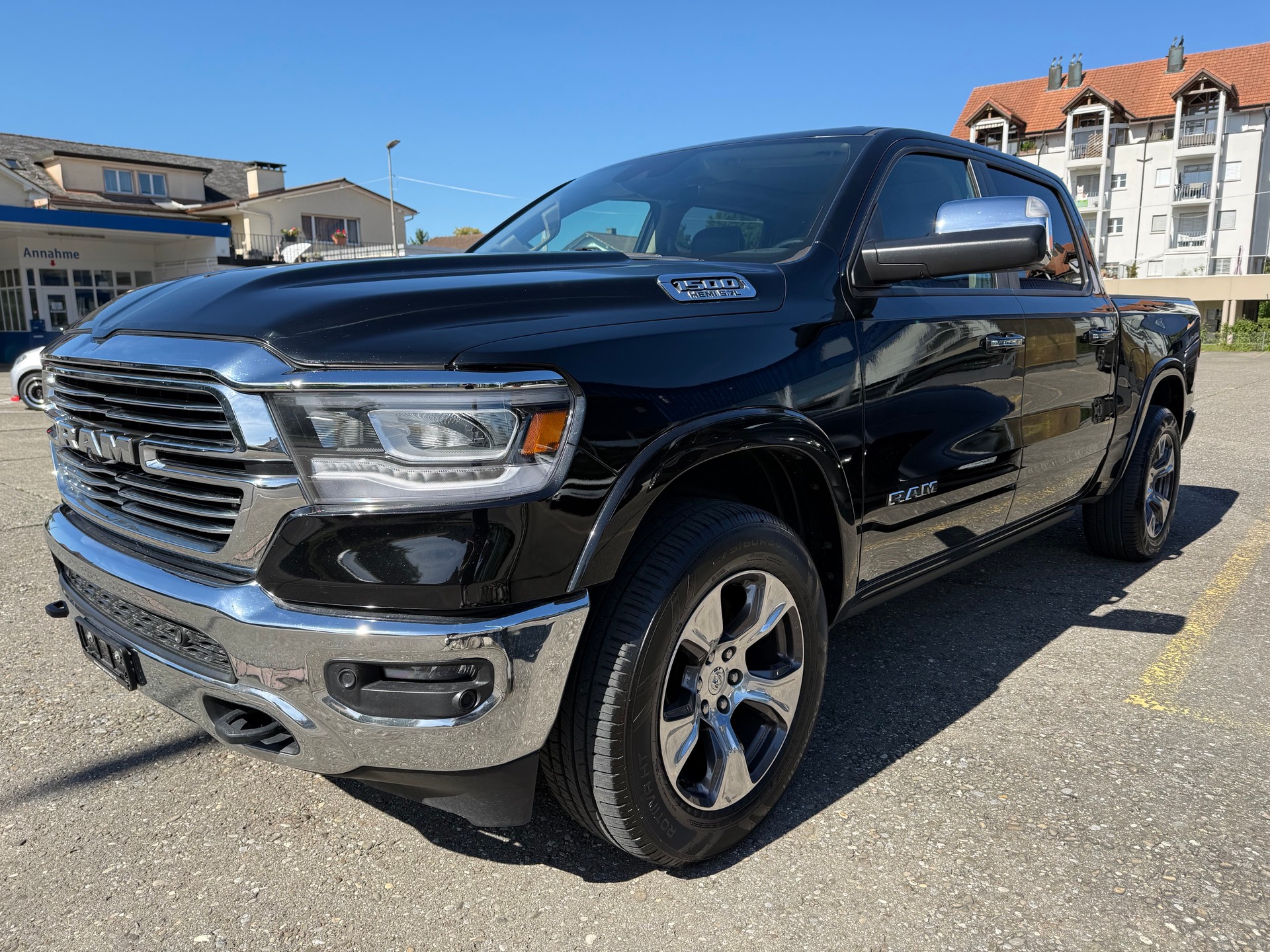 DODGE RAM 5.7 Hemi "Laramie"-showroom-element-2