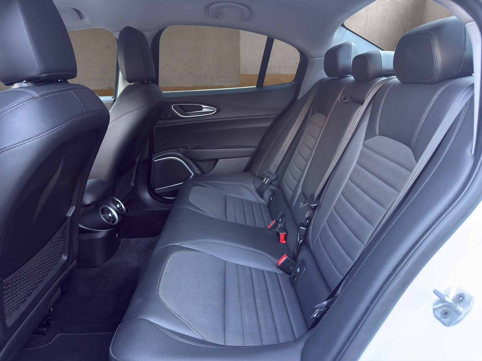 ALFA ROMEO Giulia 2.2 JTDM Super Automatic-image-6