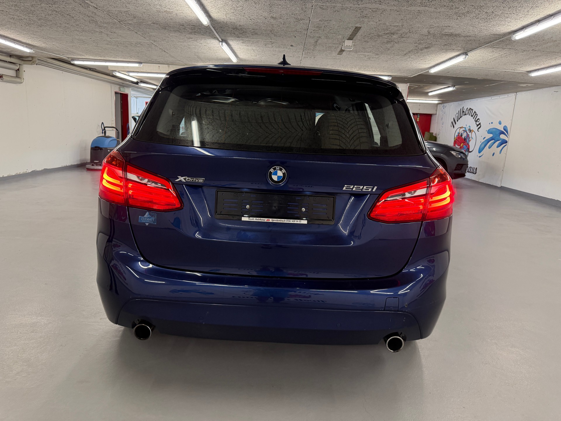BMW 225I X DRRIVE-image-5