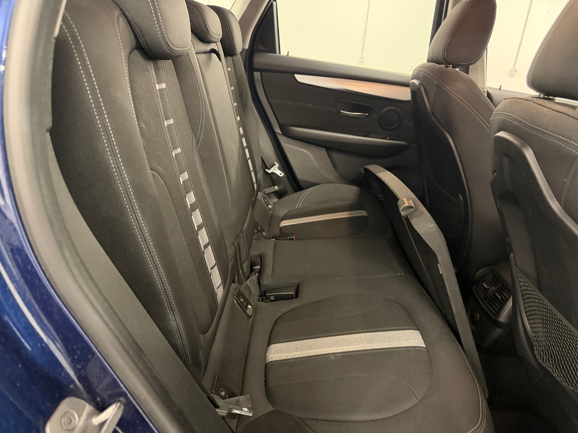 BMW 225I X DRRIVE-image-13