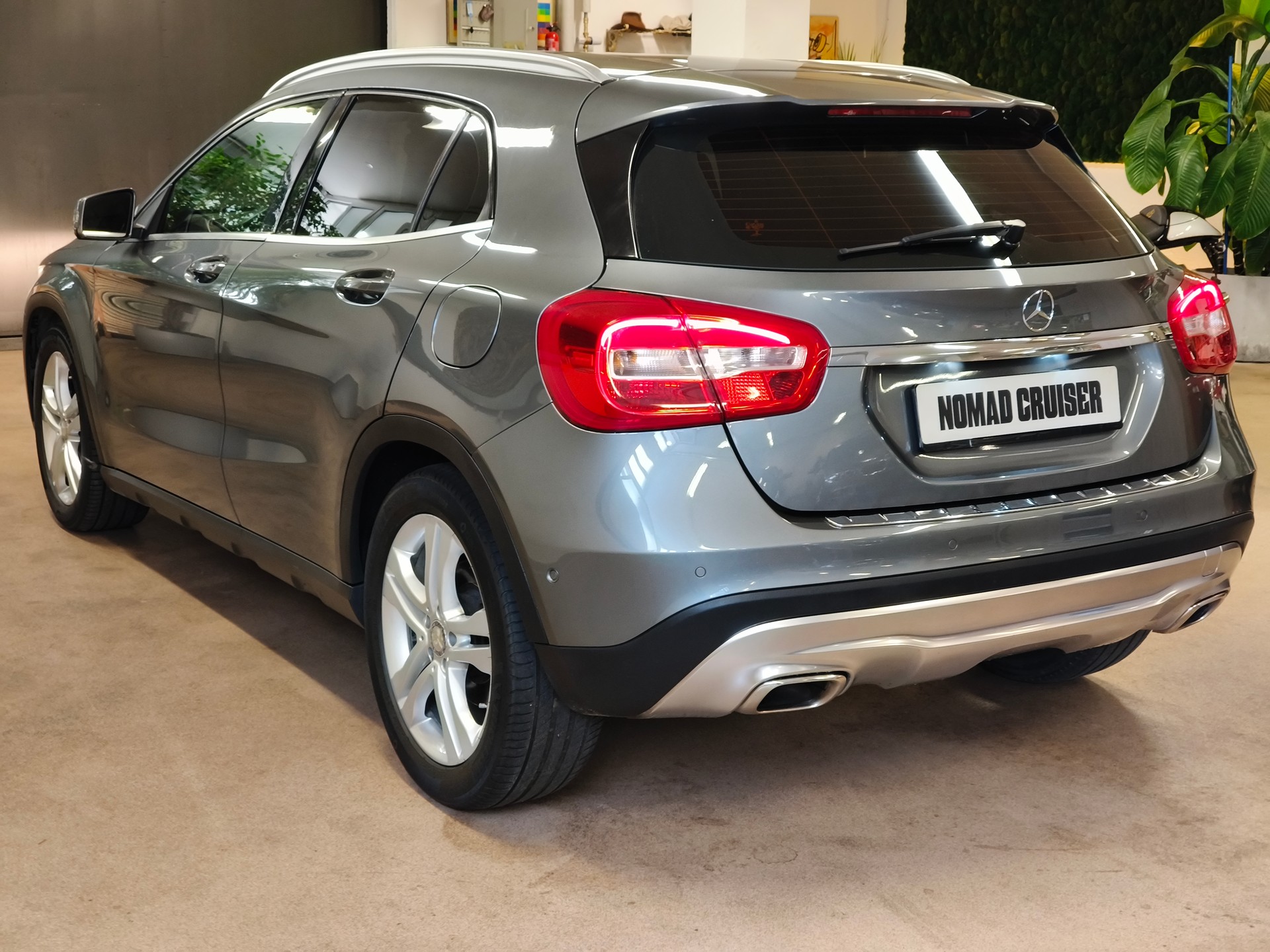 MERCEDES-BENZ GLA 220 CDI Urban 4Matic 7G-DCT-image-14