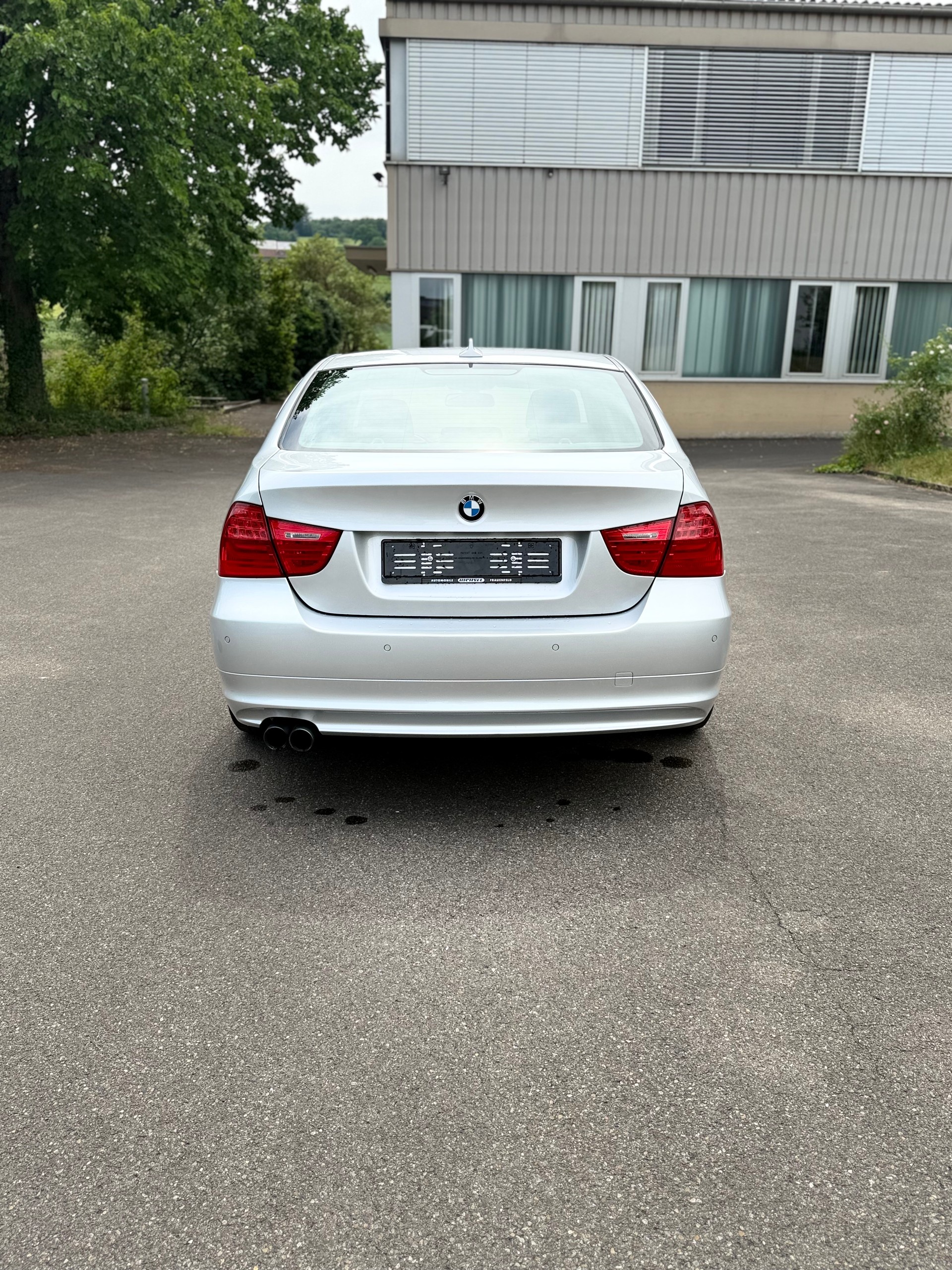 BMW 325i Steptronic-image-5