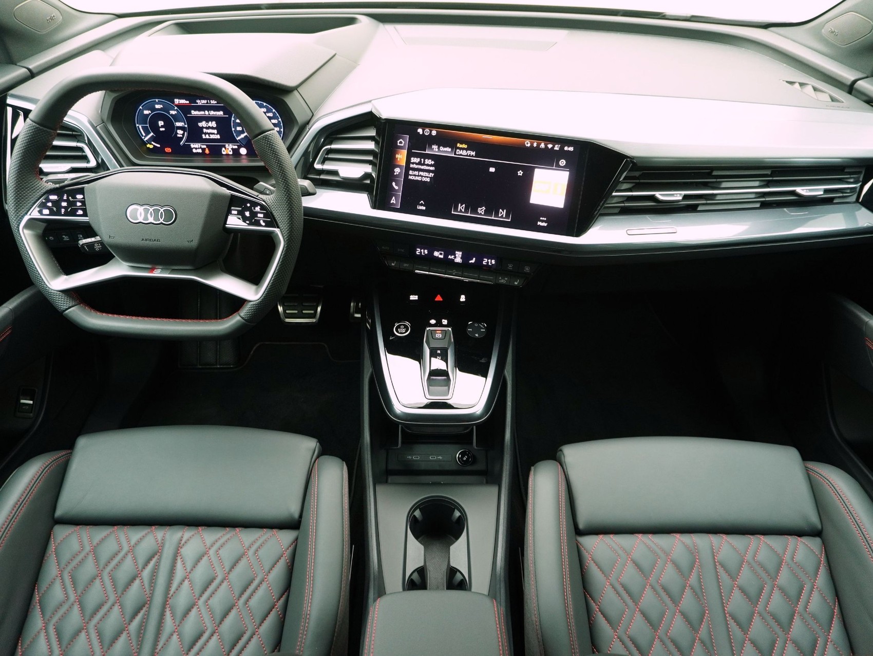 AUDI Q4 e-tron Sportback 55 S line quattro **Audi Werksgarantie bis 08/2030**-image-15