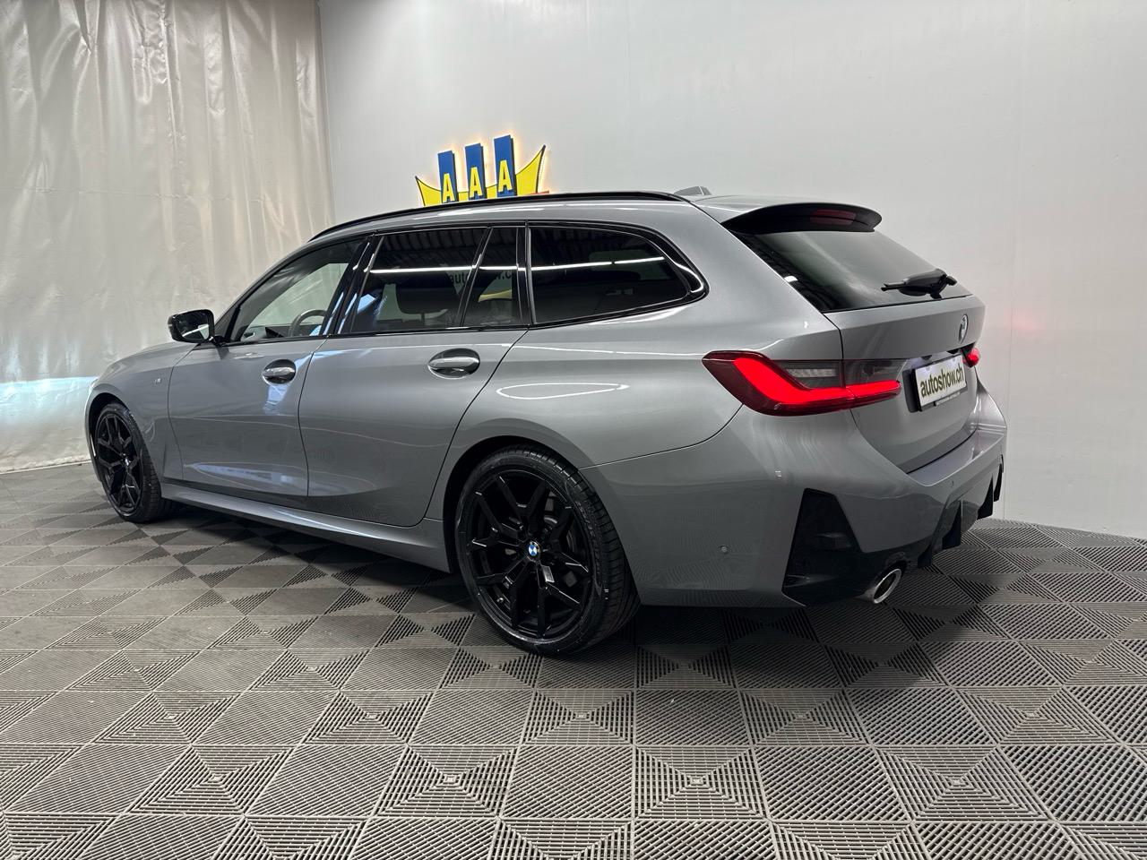 BMW 320d xDrive 48V Touring Steptronic M Sport-showroom-element-1