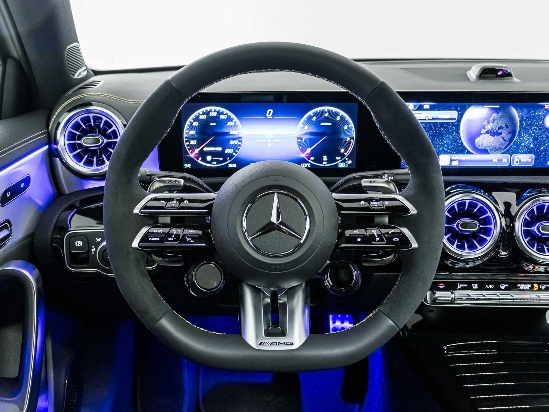 MERCEDES-BENZ A 45 S AMG 4MATIC+-image-10