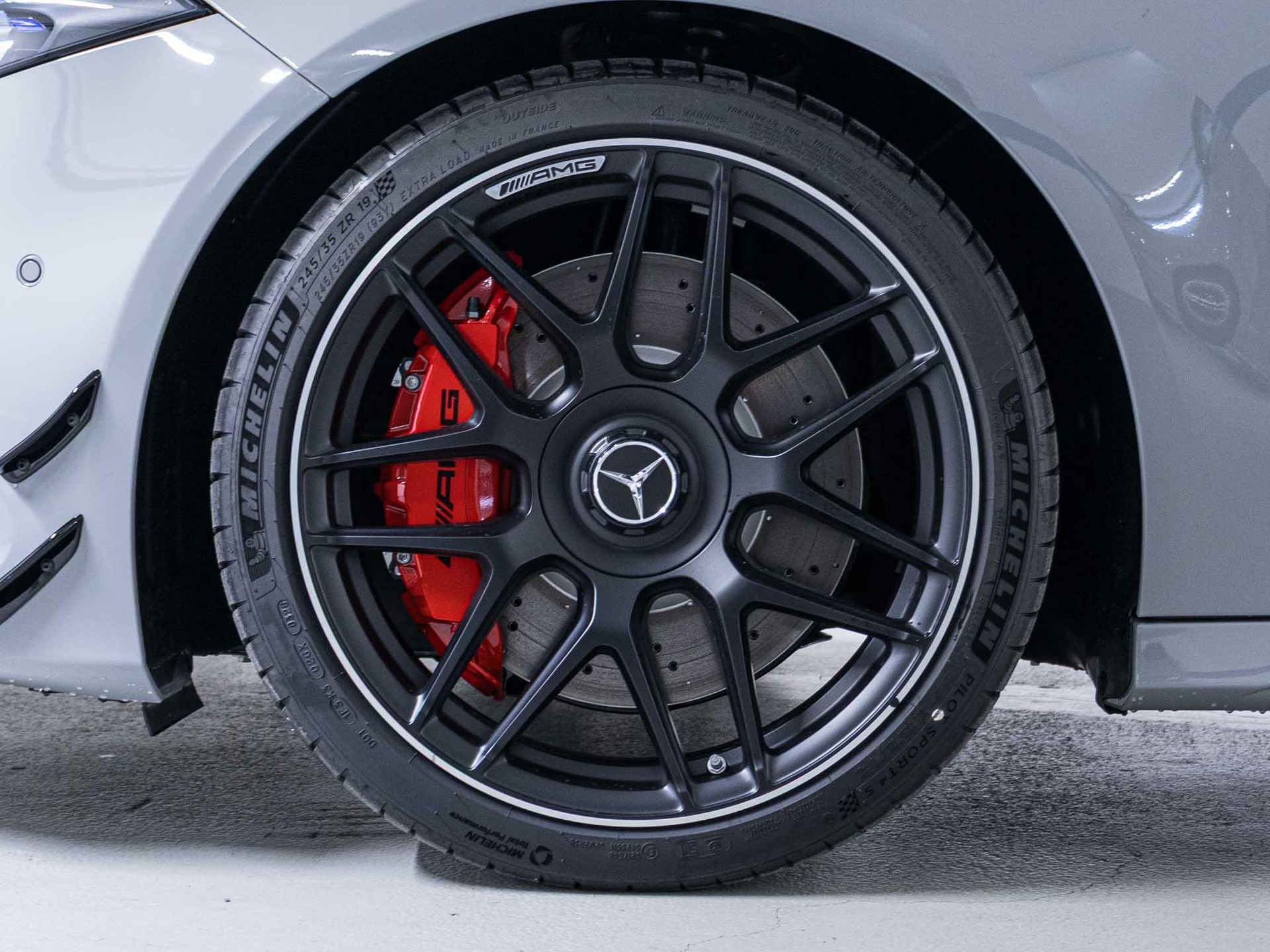 MERCEDES-BENZ A 45 S AMG 4MATIC+-image-14