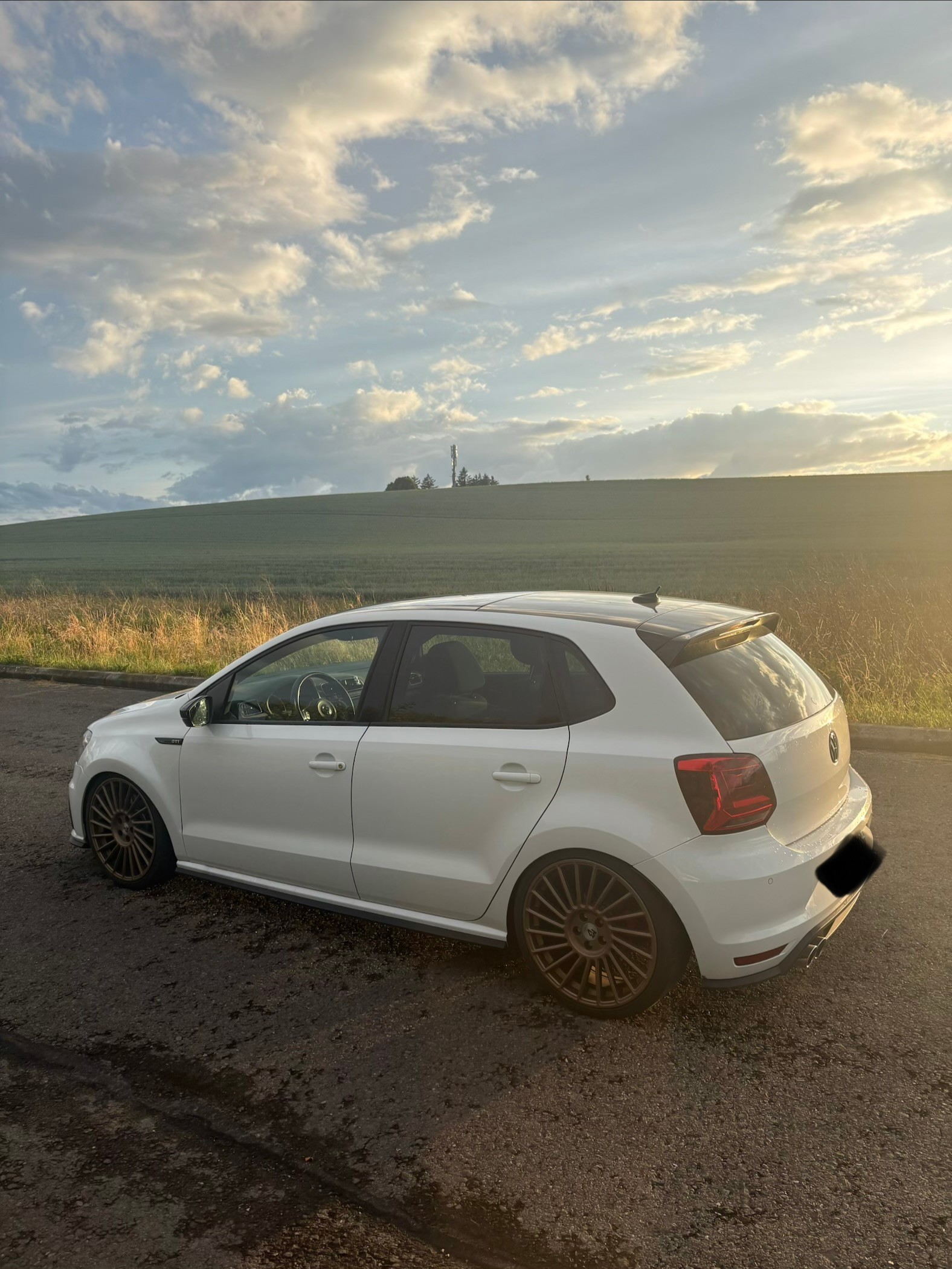 VW 1.8 TSI GTI-image-0