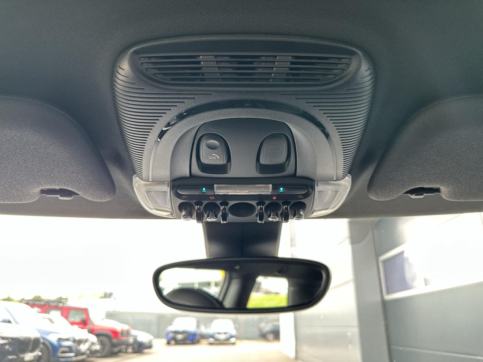 MINI Cooper Classic Trim F56 1.5i (CH)-image-24