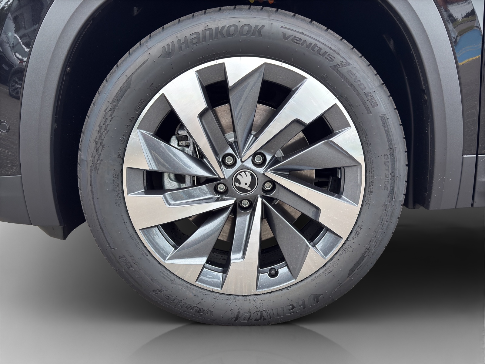 SKODA Kodiaq 2.0 TSI Selection 4x4-image-13