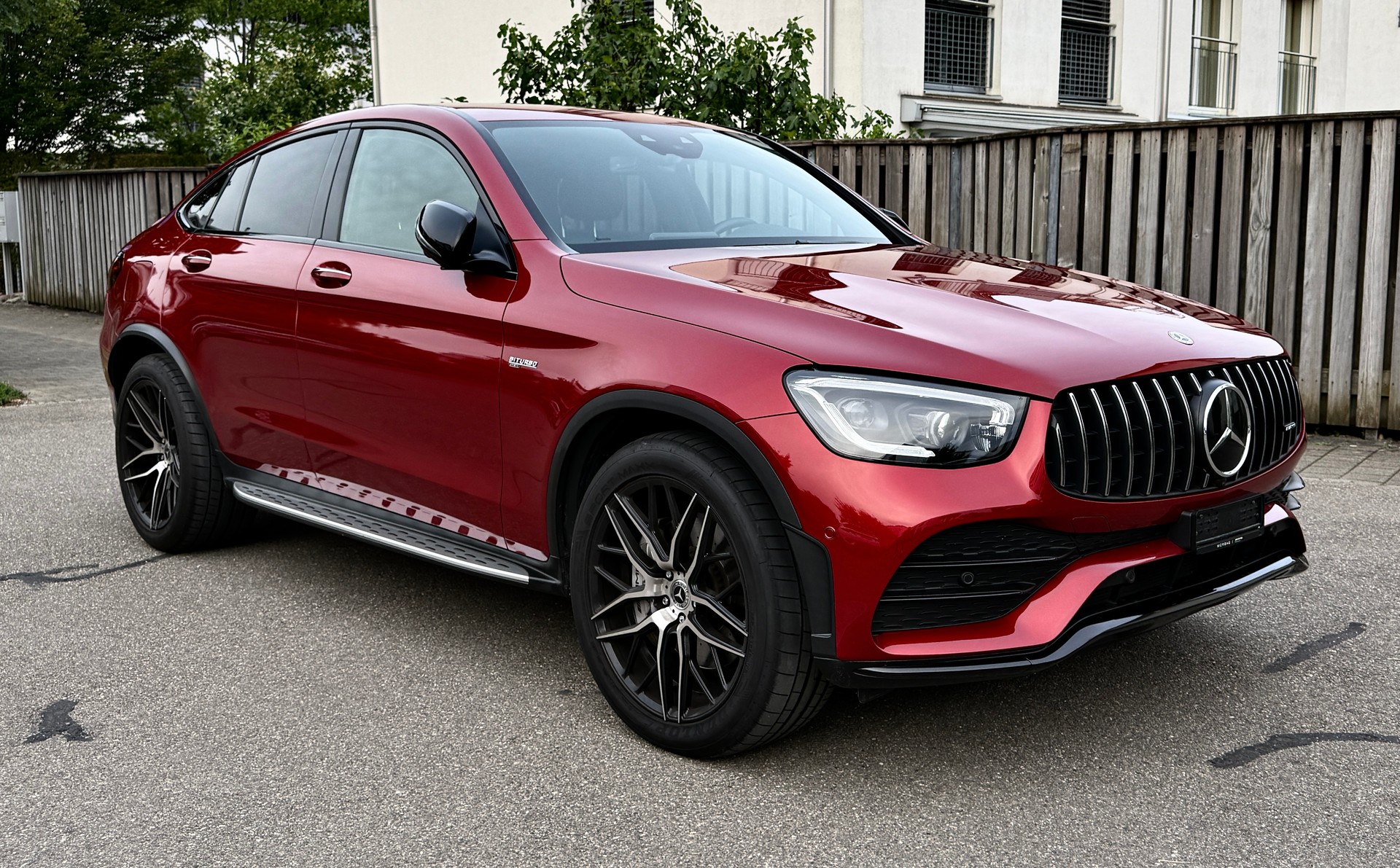 MERCEDES-BENZ GLC COUPÉ 43 AMG 4MATIC 9G-TRONIC*PERFORMANCE ABGASANLAGE*EL. PANORAMA-GLASSCHIEBEDACH*EL. AHK*8FACH BEREIFT*