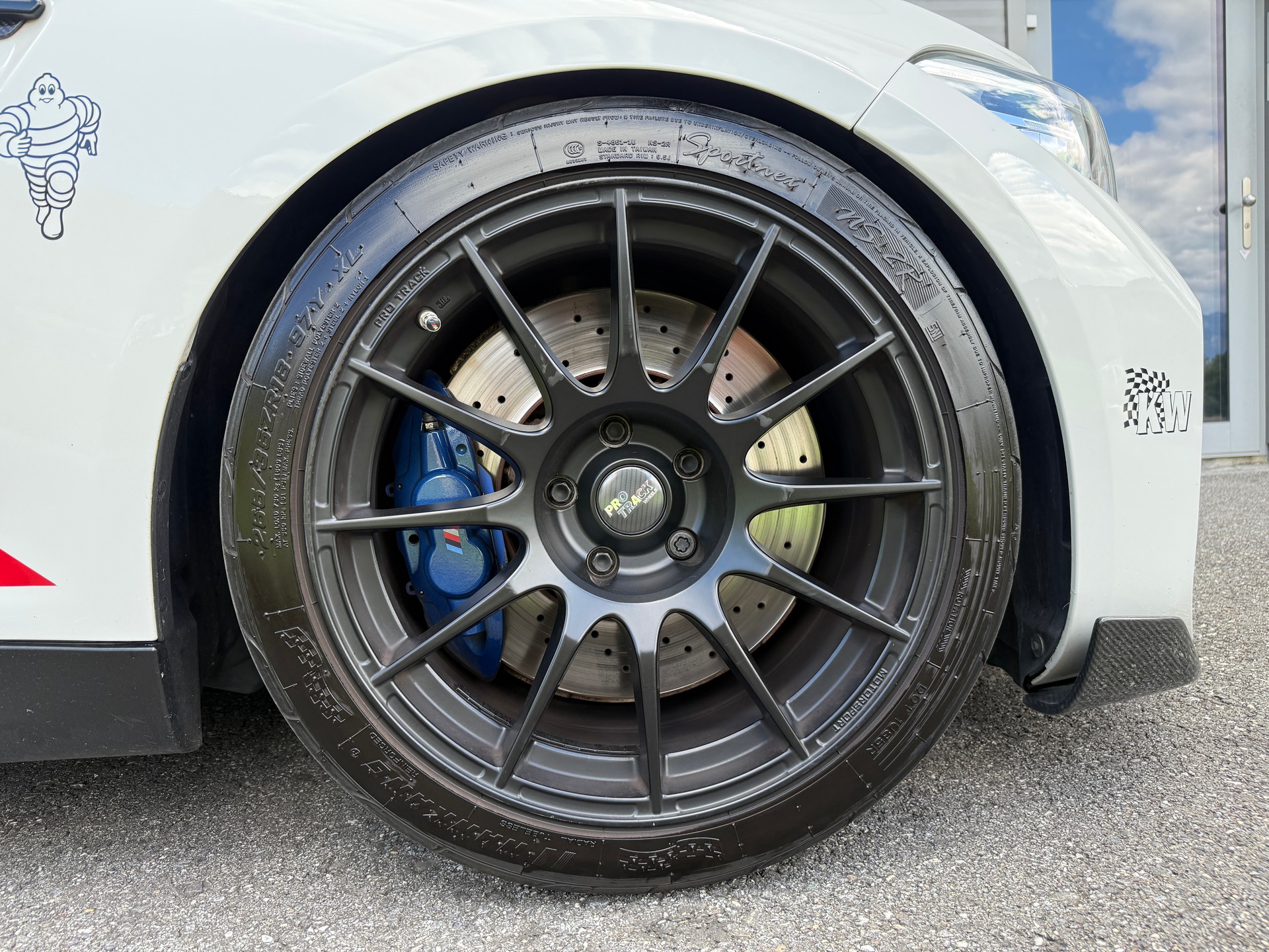 BMW M2 Drivelogic-image-5
