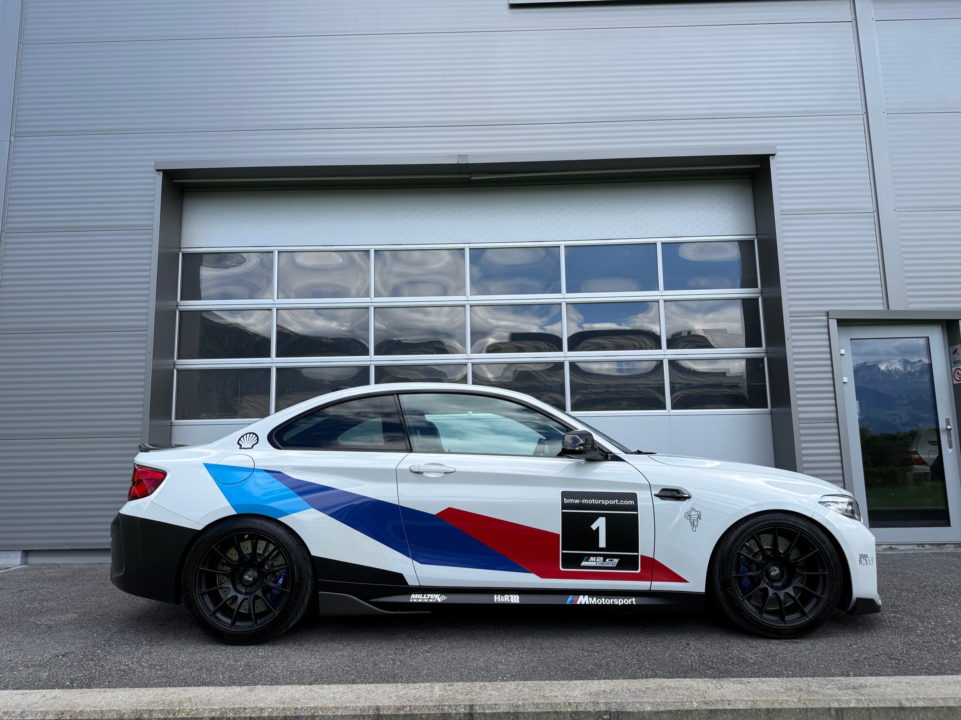BMW M2 Drivelogic-image-1