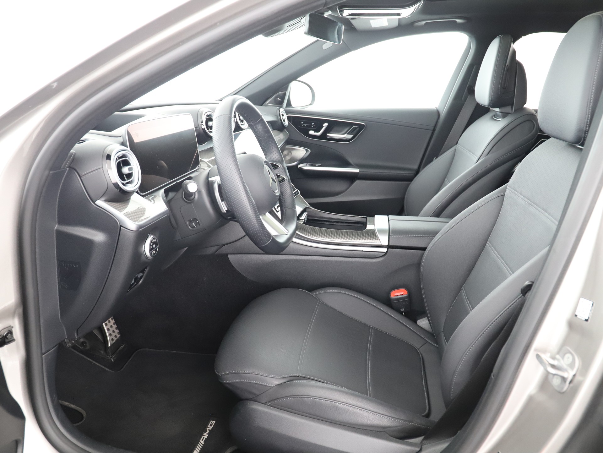 MERCEDES-BENZ C 200 4 Matic-image-9