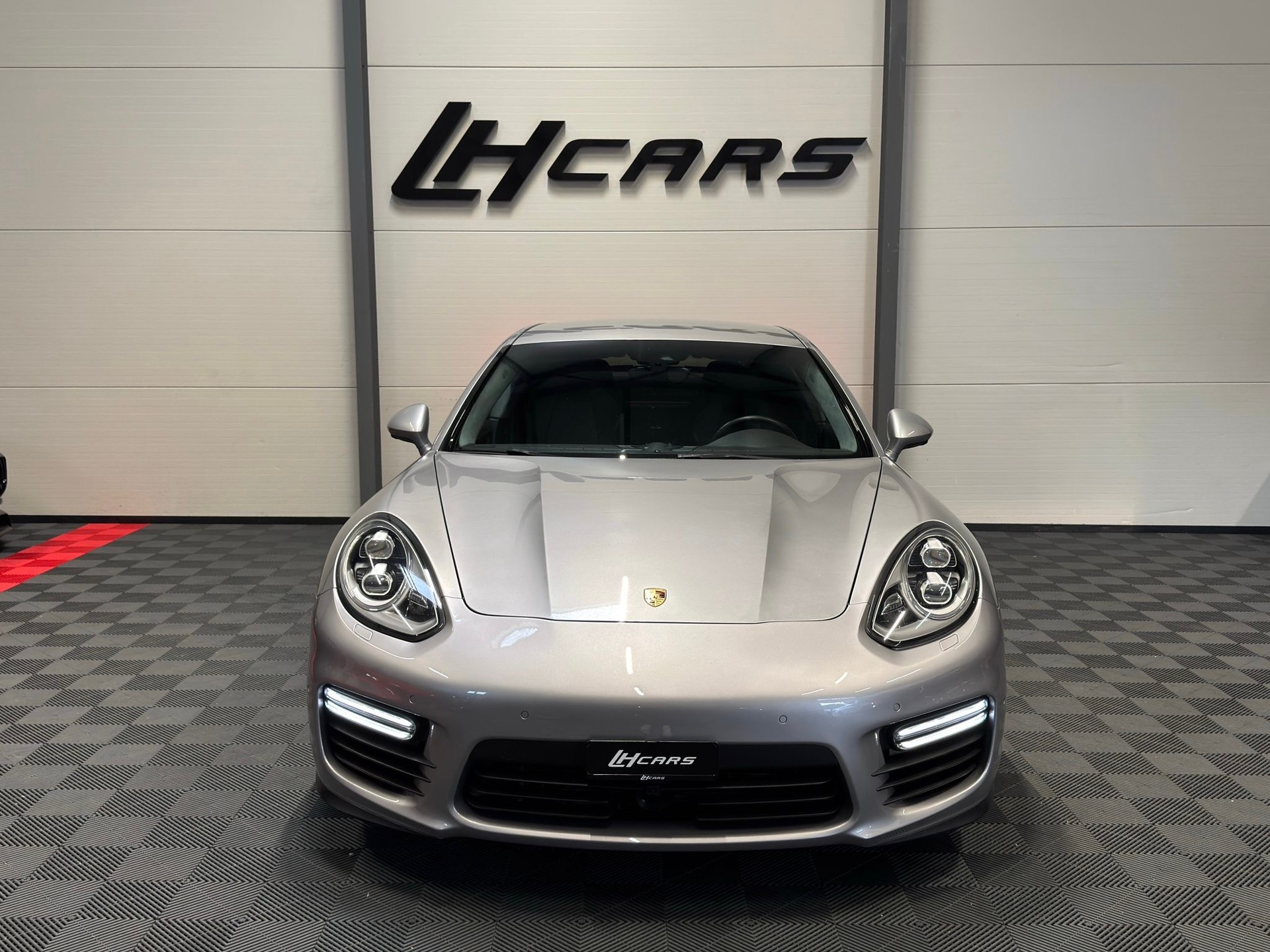 PORSCHE Panamera 4.8 V8 GTS PDK-image-6