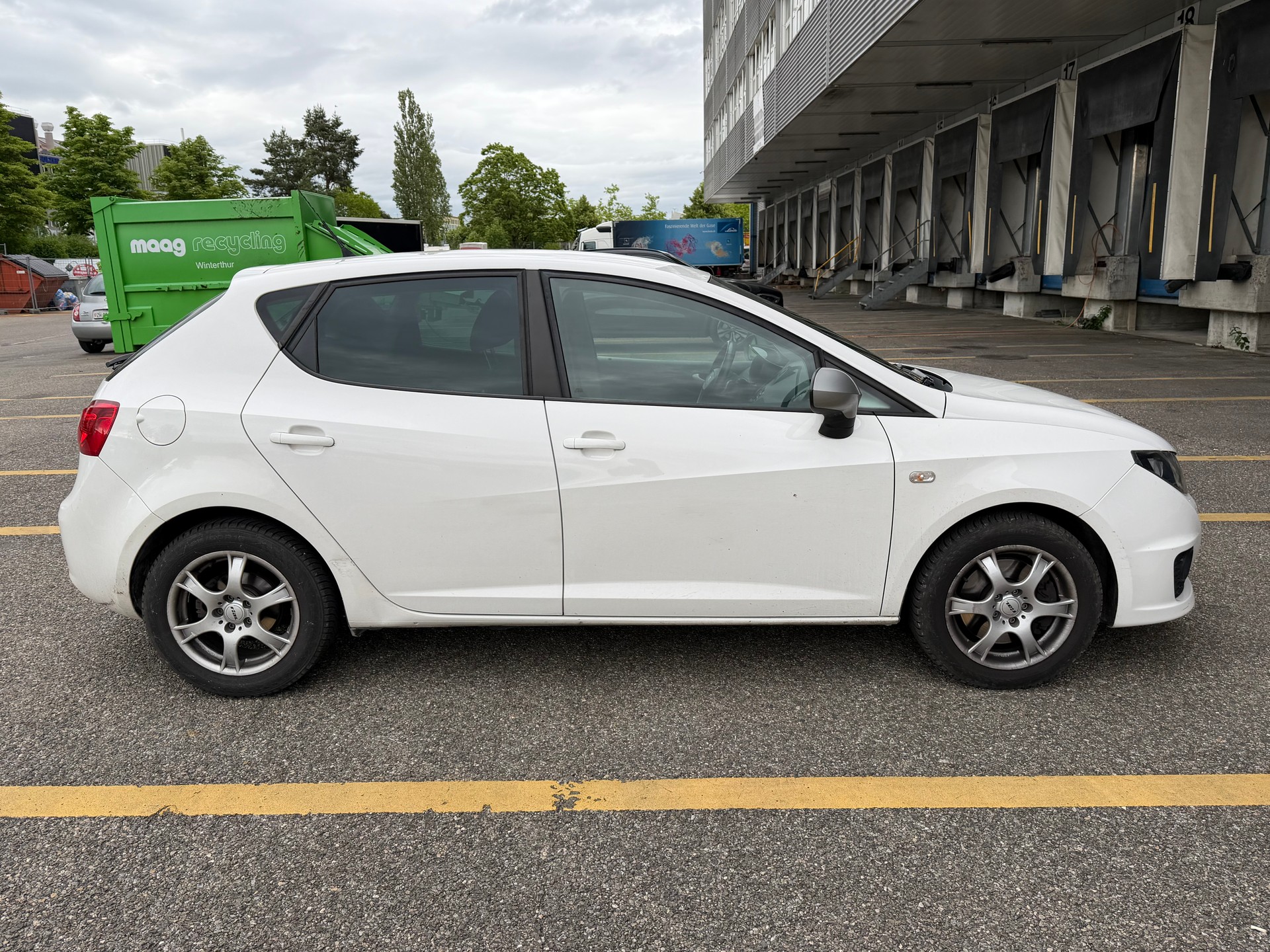 SEAT Ibiza SC 1.4 TSI FR DSG-image-3