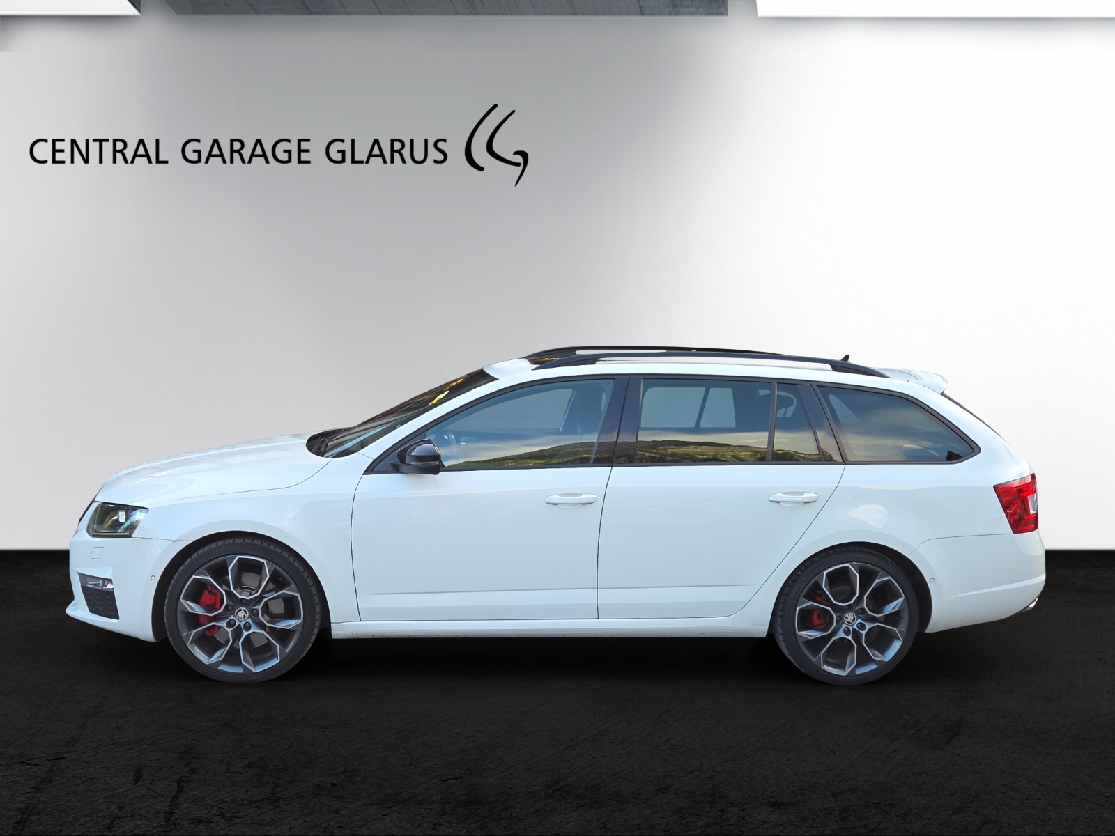 SKODA Octavia Combi 2.0 TSI RS DSG-image-3
