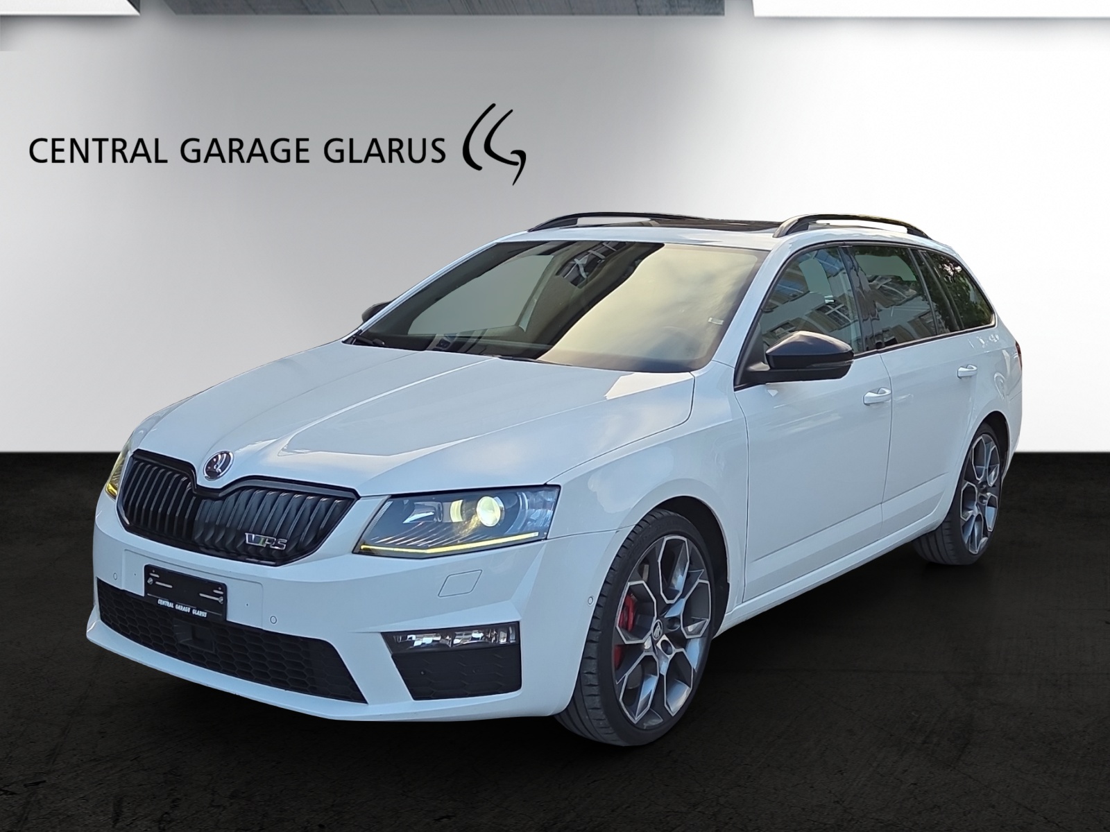 SKODA Octavia Combi 2.0 TSI RS DSG-image-0