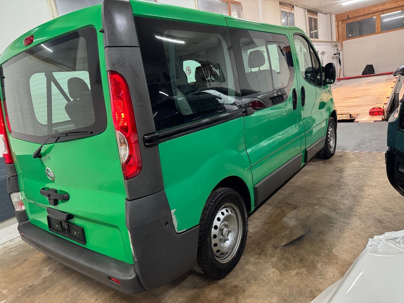NISSAN Primastar 2.0dCi Comfort 8 Plätze-image-1