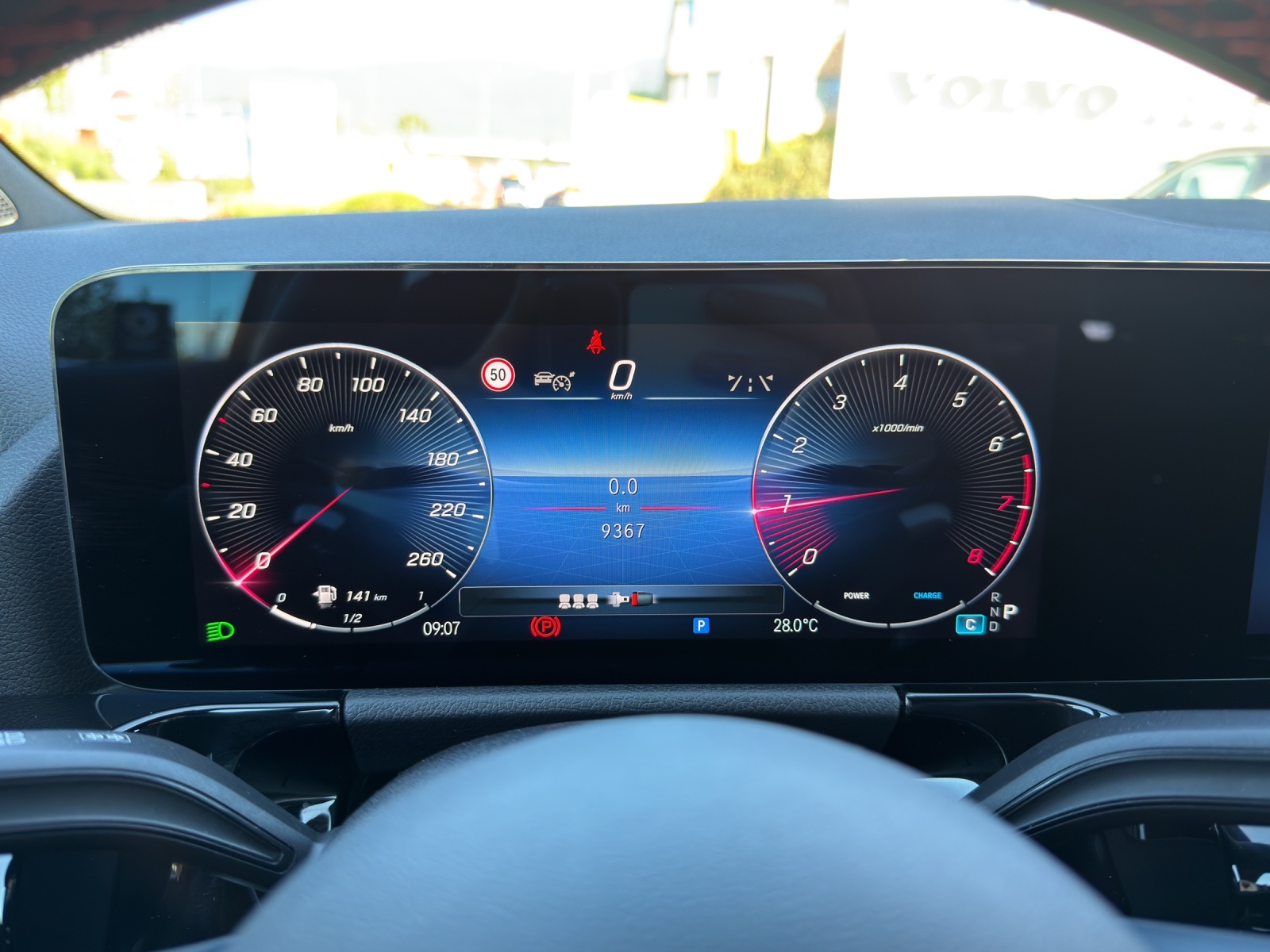 MERCEDES-BENZ GLA 200 Night Star 7G-DCT-image-14