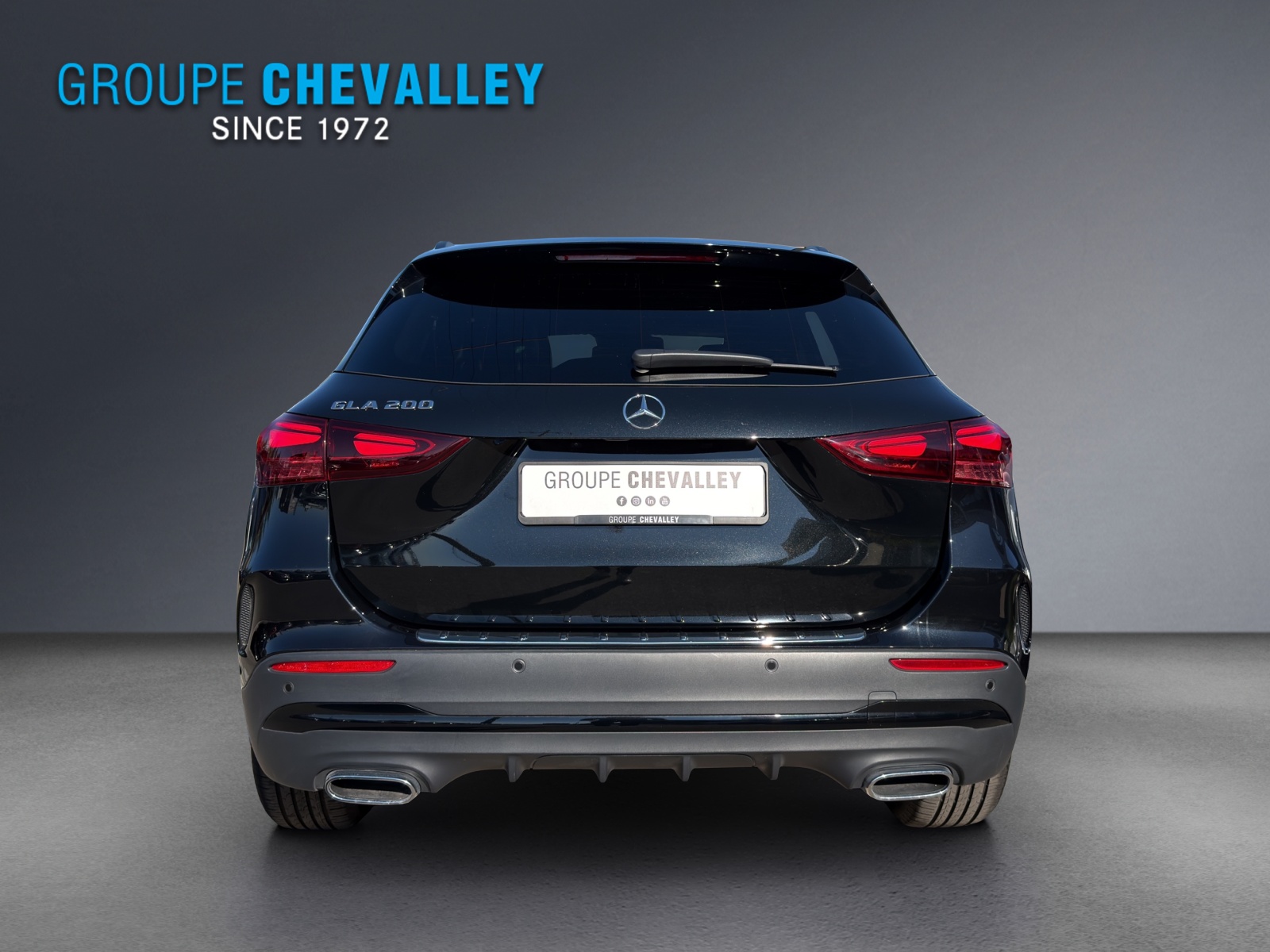 MERCEDES-BENZ GLA 200 Night Star 7G-DCT-image-4