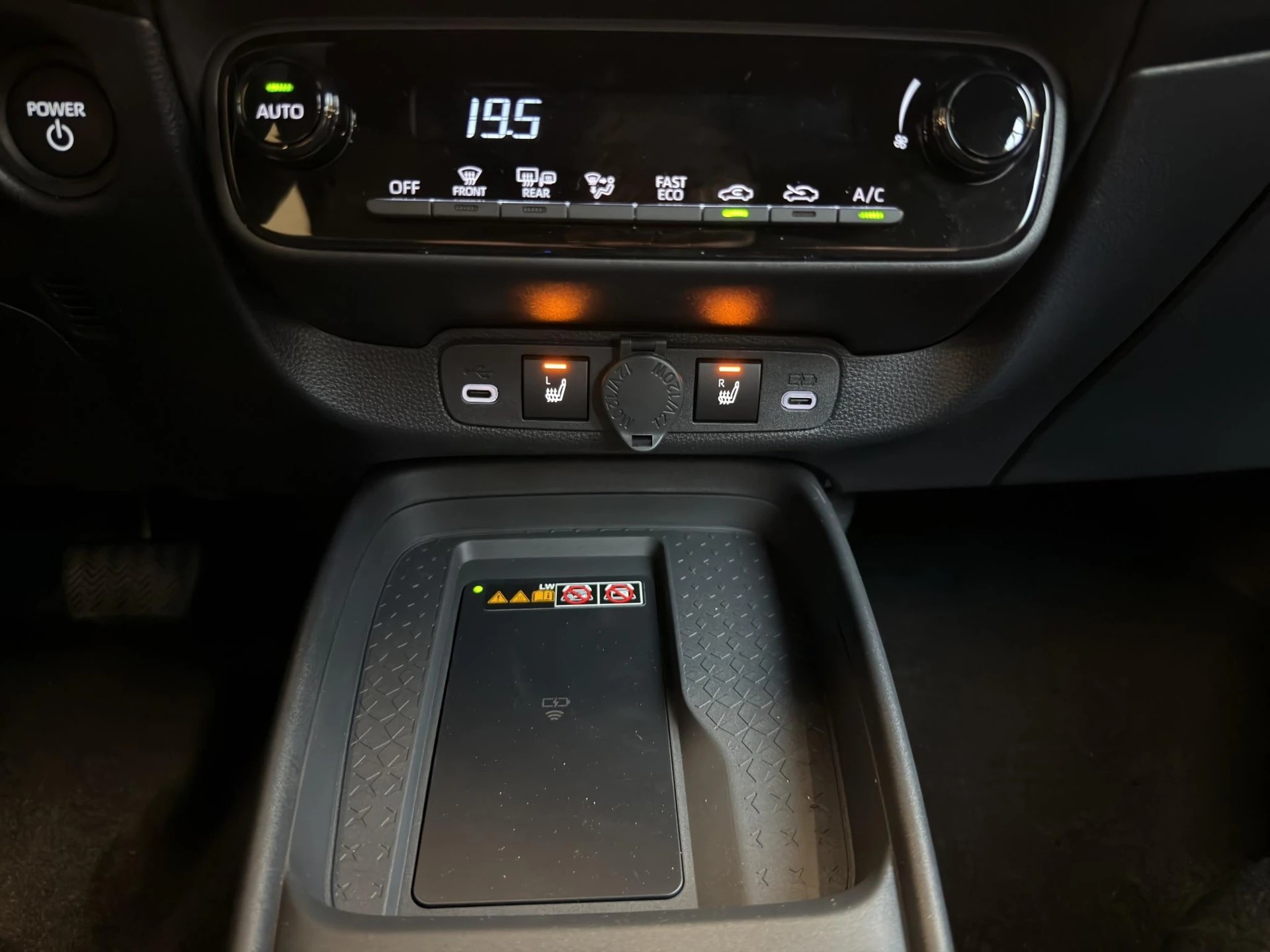 TOYOTA Aygo X 1.5 VVT-i HSD Trend-image-12