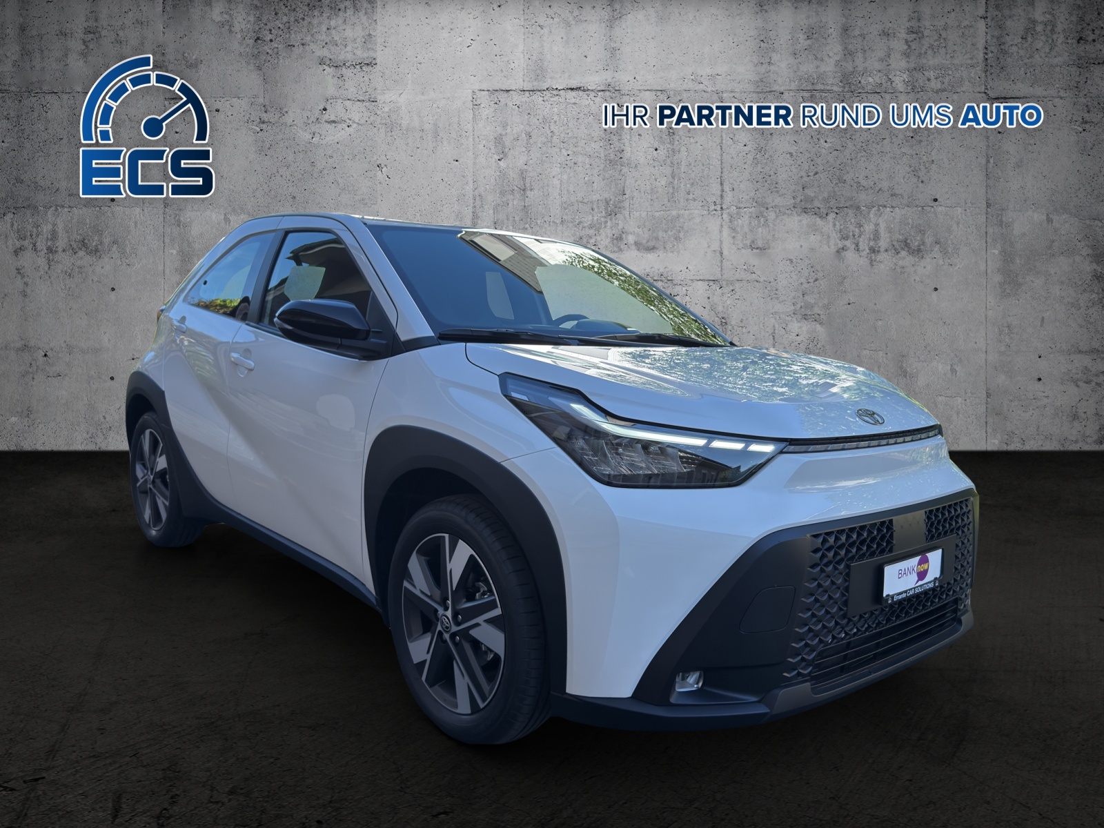 TOYOTA Aygo X 1.5 VVT-i HSD Trend *8-fach bereift*-image-1