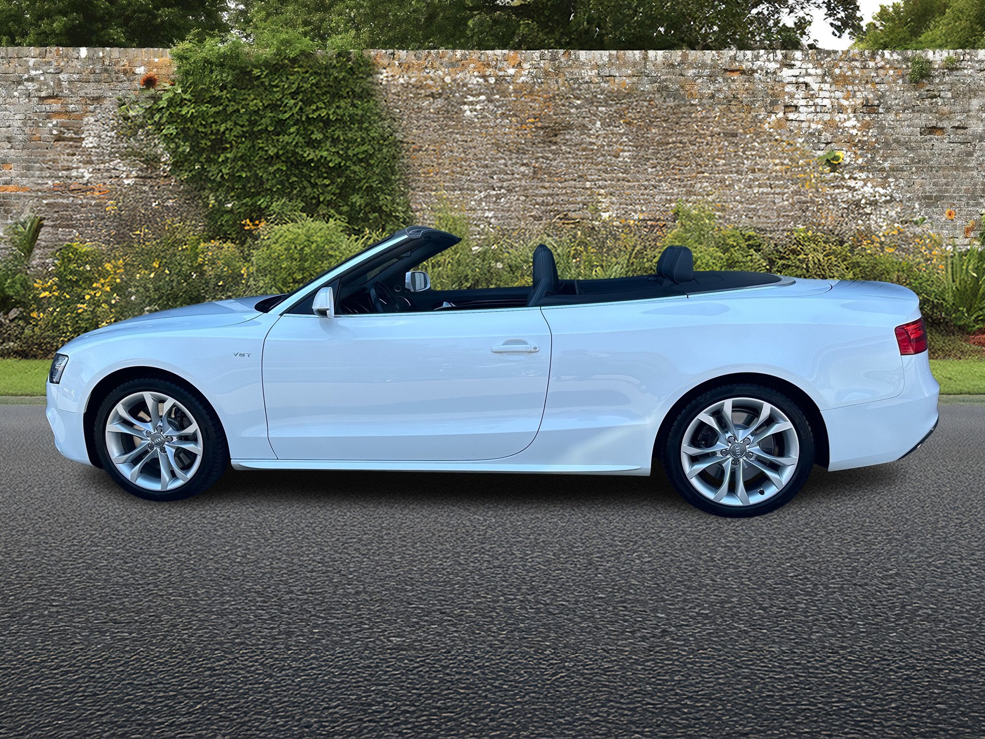 AUDI S5 Cabrio 3.0 TFSI quattro S-tronic-image-1