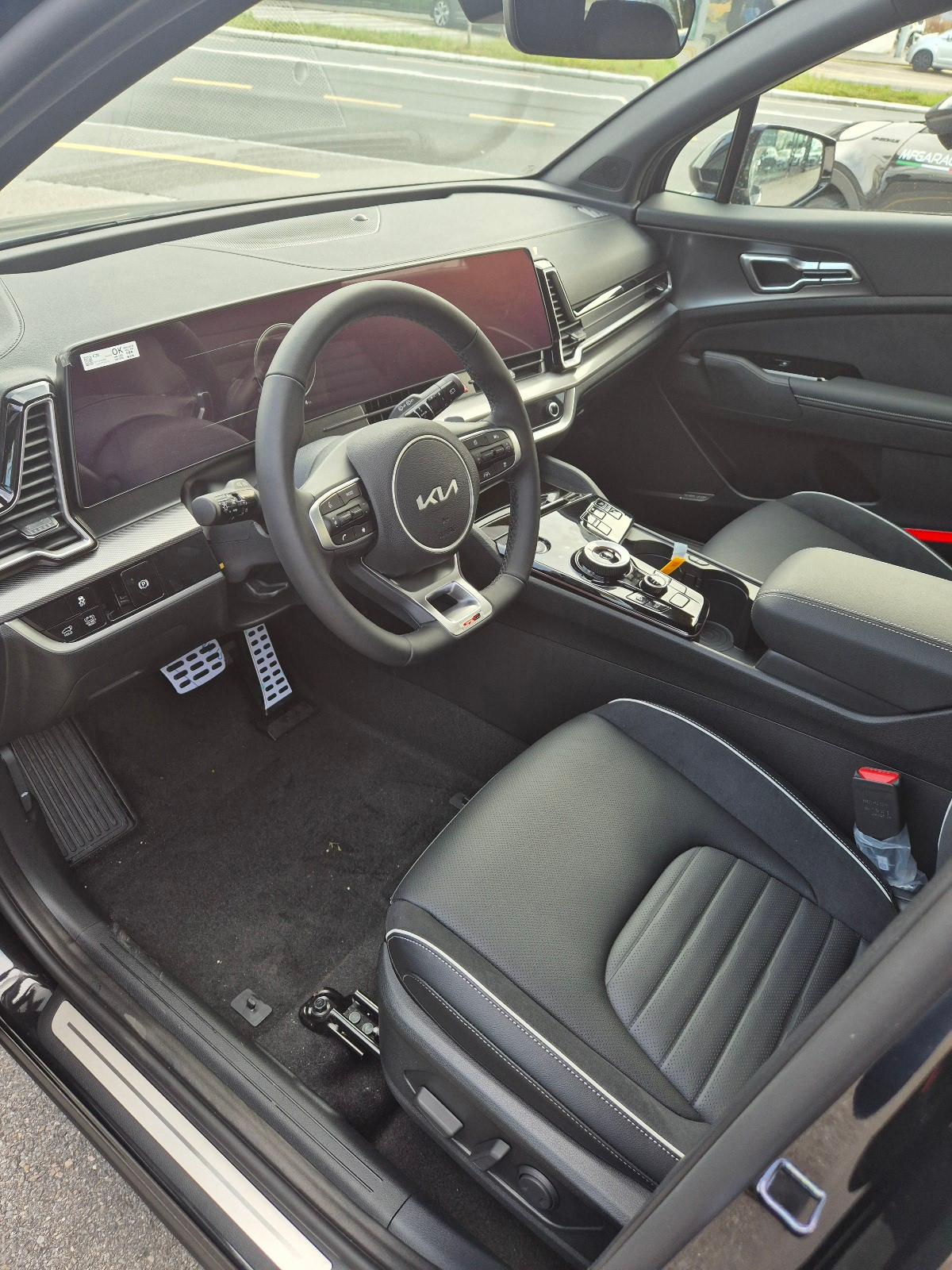 KIA Sportage 1.6 T-GDi Hybrid GT-Line-image-9