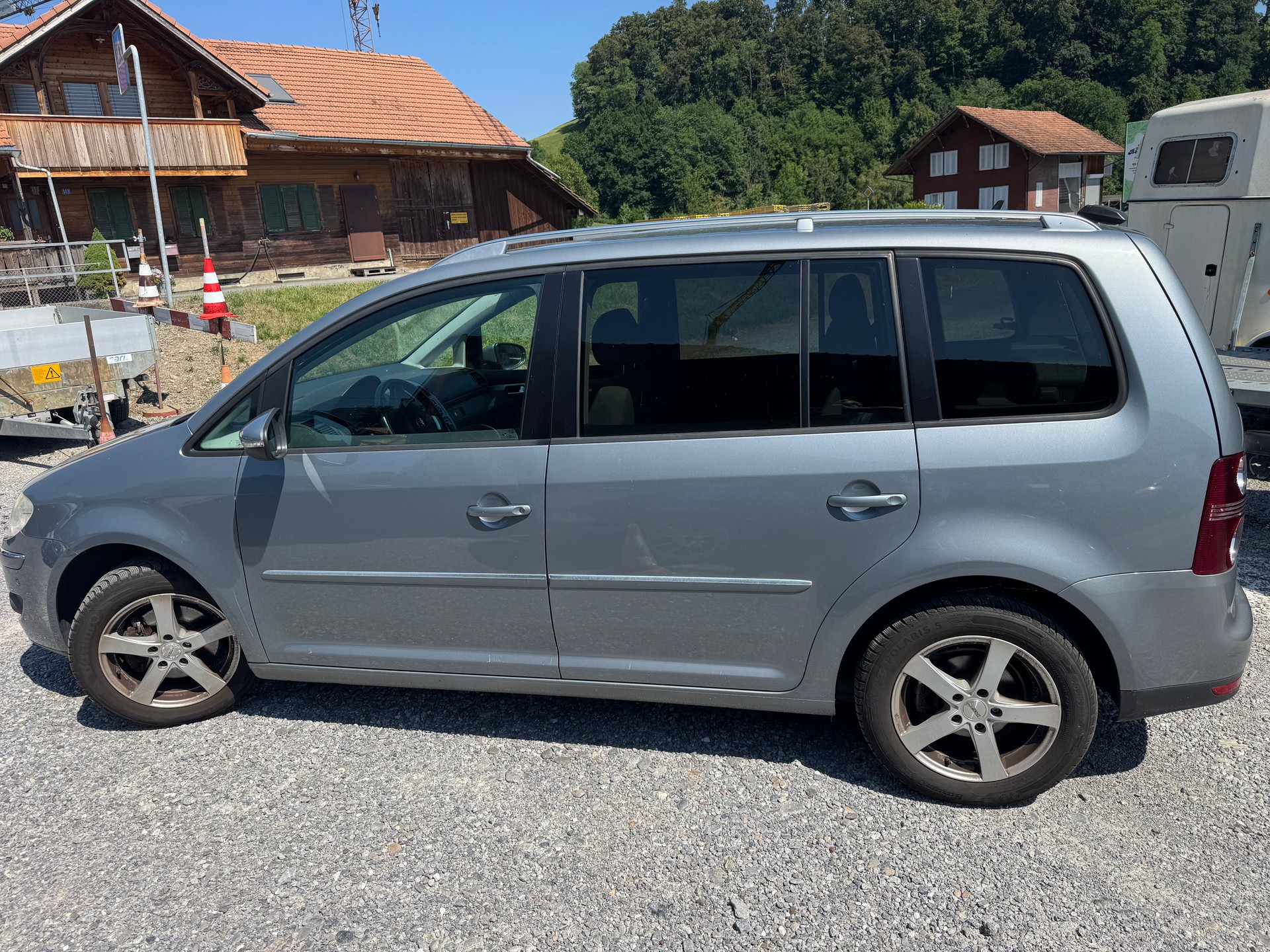 VW Touran 1.4 TSI Trendline-image-4