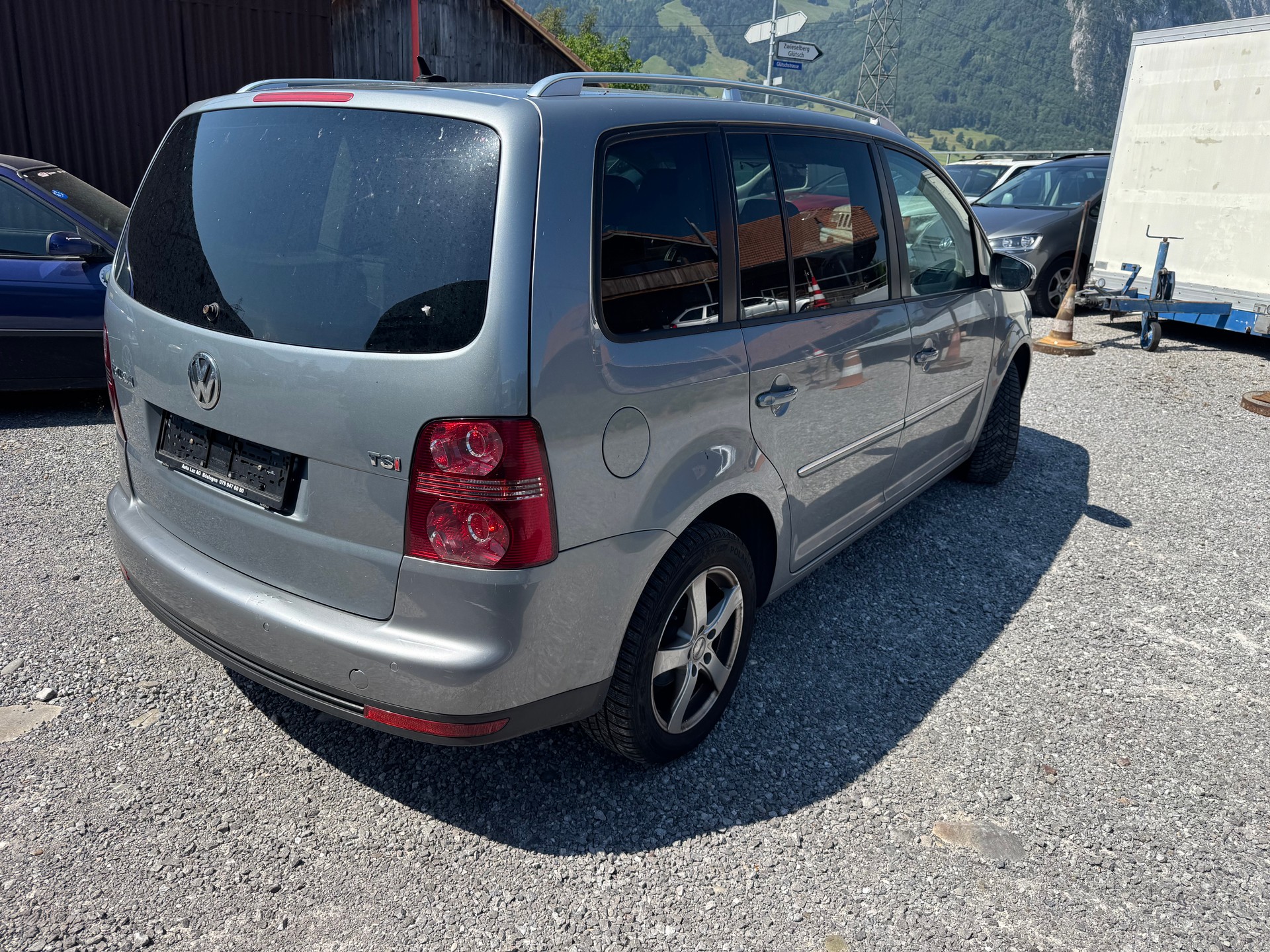VW Touran 1.4 TSI Trendline-image-2