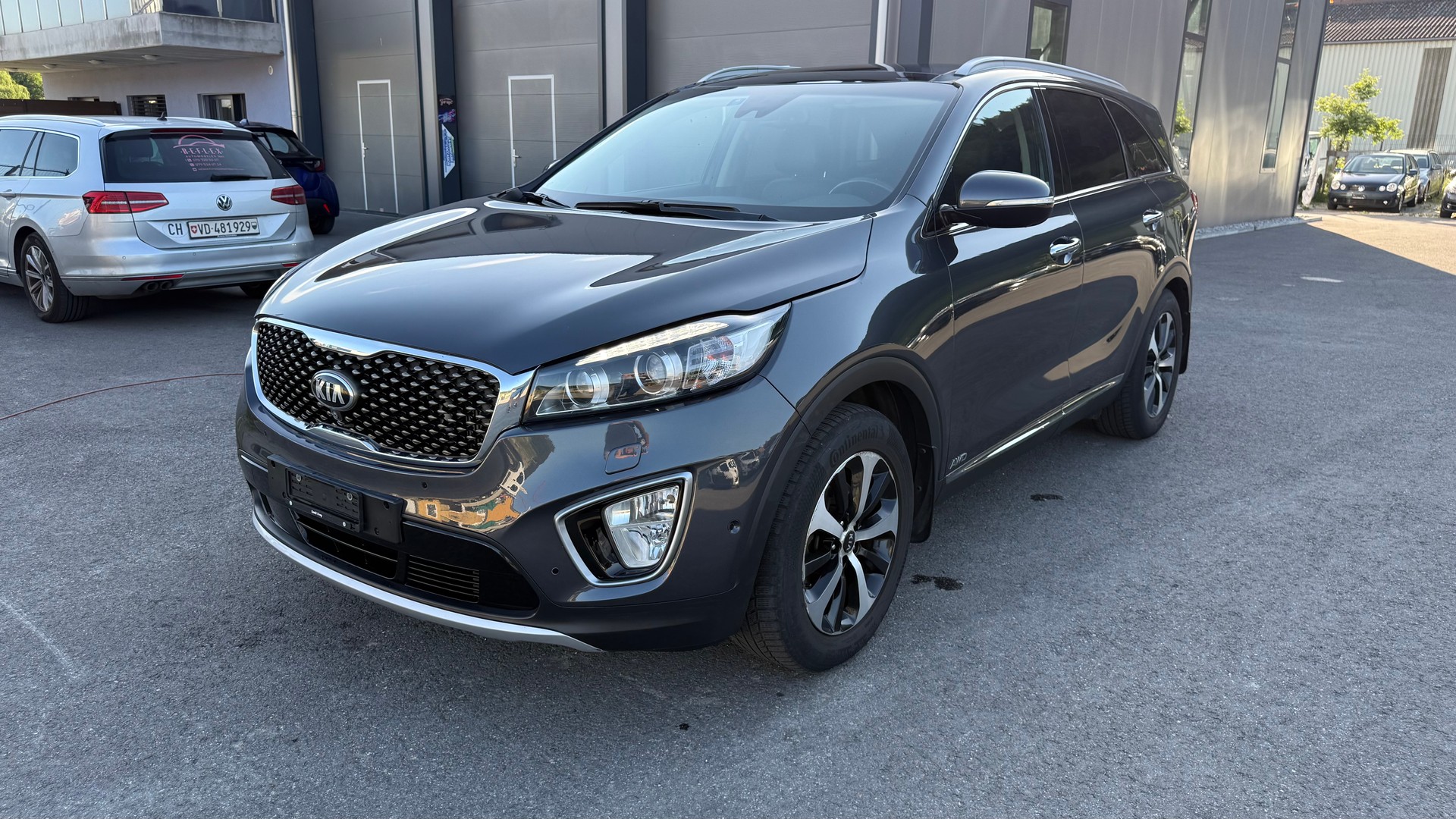 KIA Sorento 2.2 CRDI Style 7P. Automatic-image-0