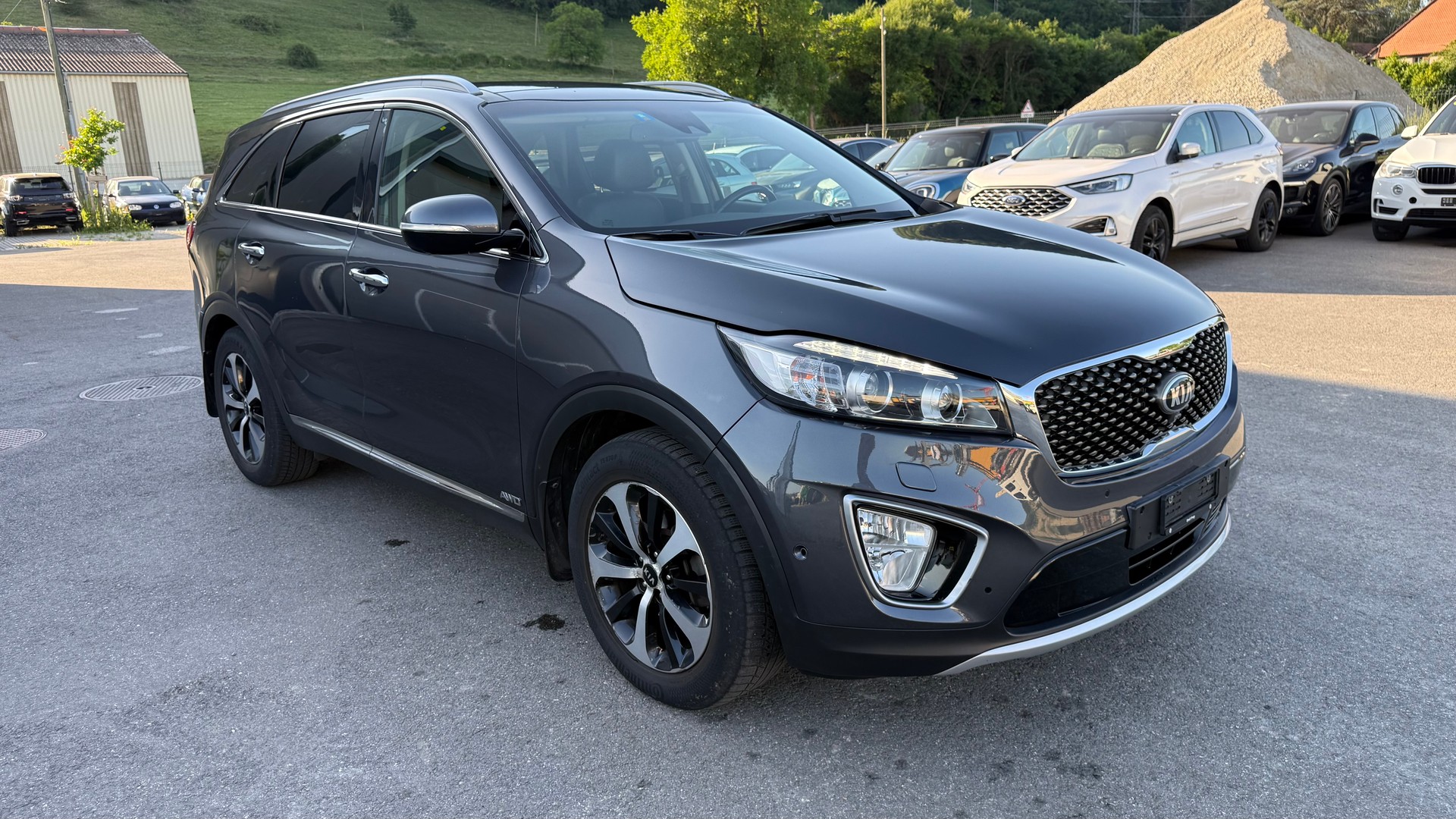 KIA Sorento 2.2 CRDI Style 7P. Automatic-image-2