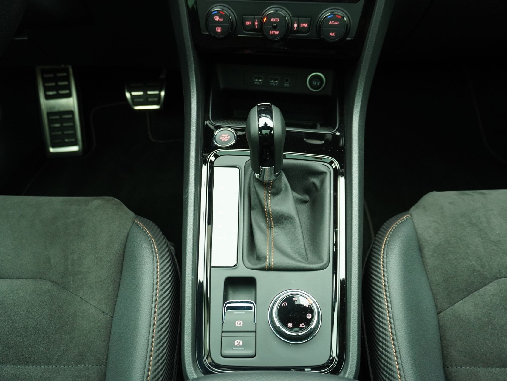SEAT Cupra Ateca 2.0 TSI DSG 4Drive-image-16