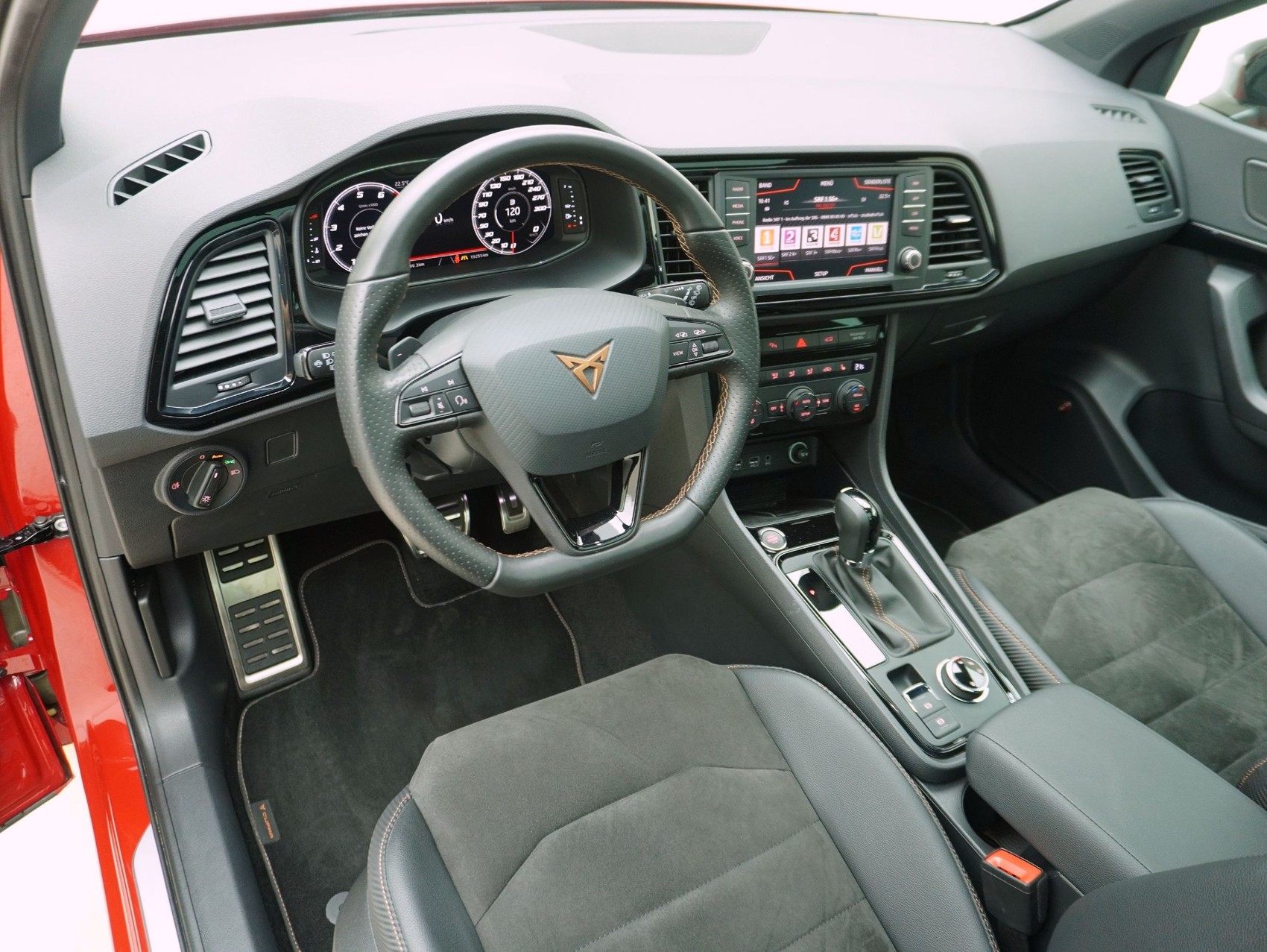 SEAT Cupra Ateca 2.0 TSI DSG 4Drive-image-10