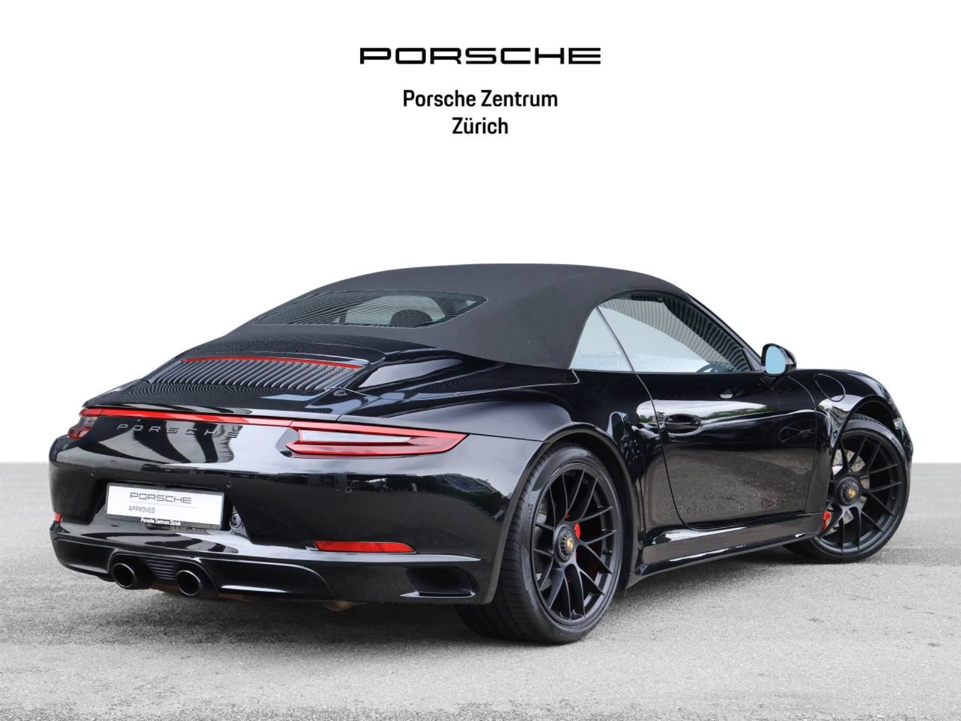PORSCHE 911 Carrera 4 GTS Cabriolet-image-5